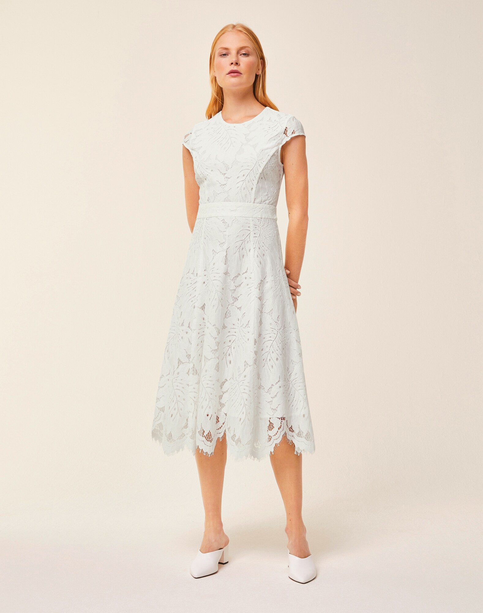 IVY & OAK Kokteilinė suknelė  balta