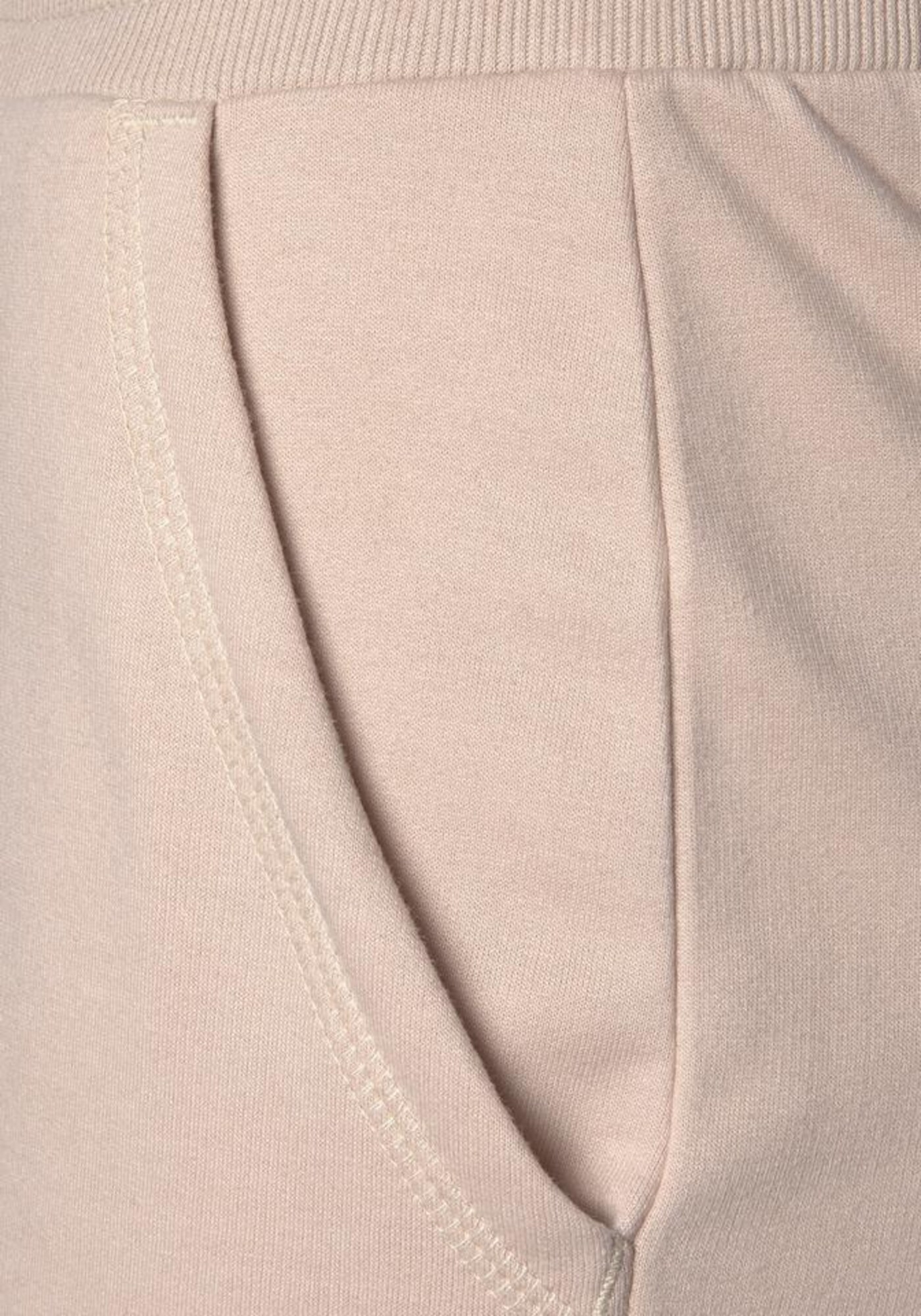 Thumbnail - Hose