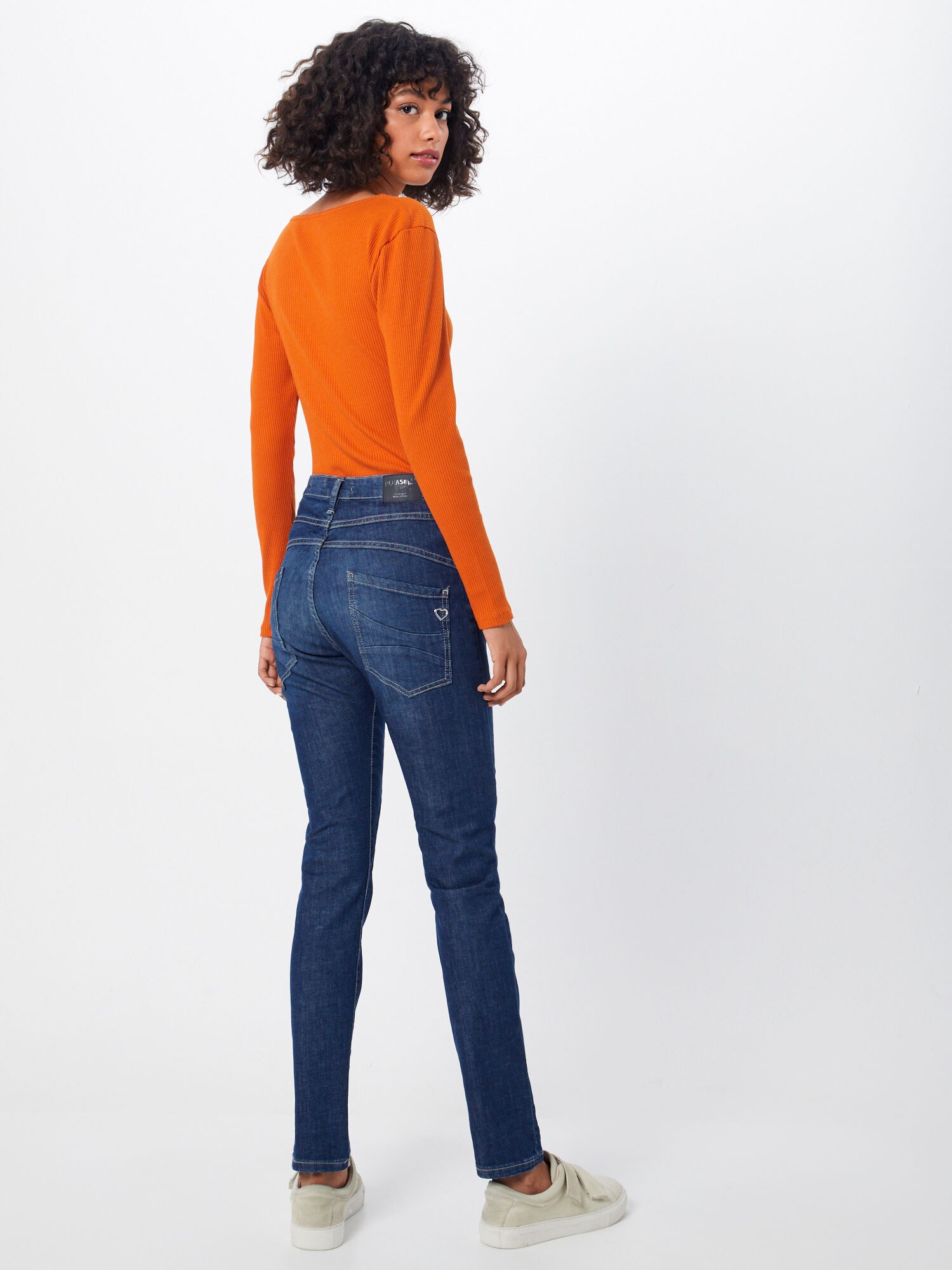 Thumbnail - Jeans