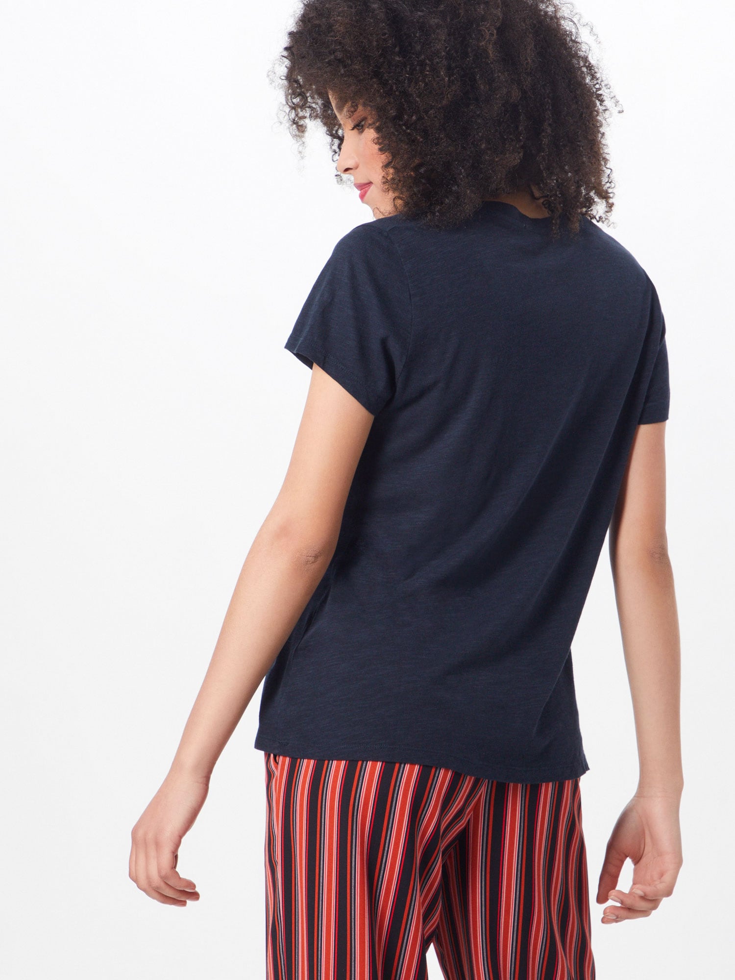 Thumbnail - T-Shirt