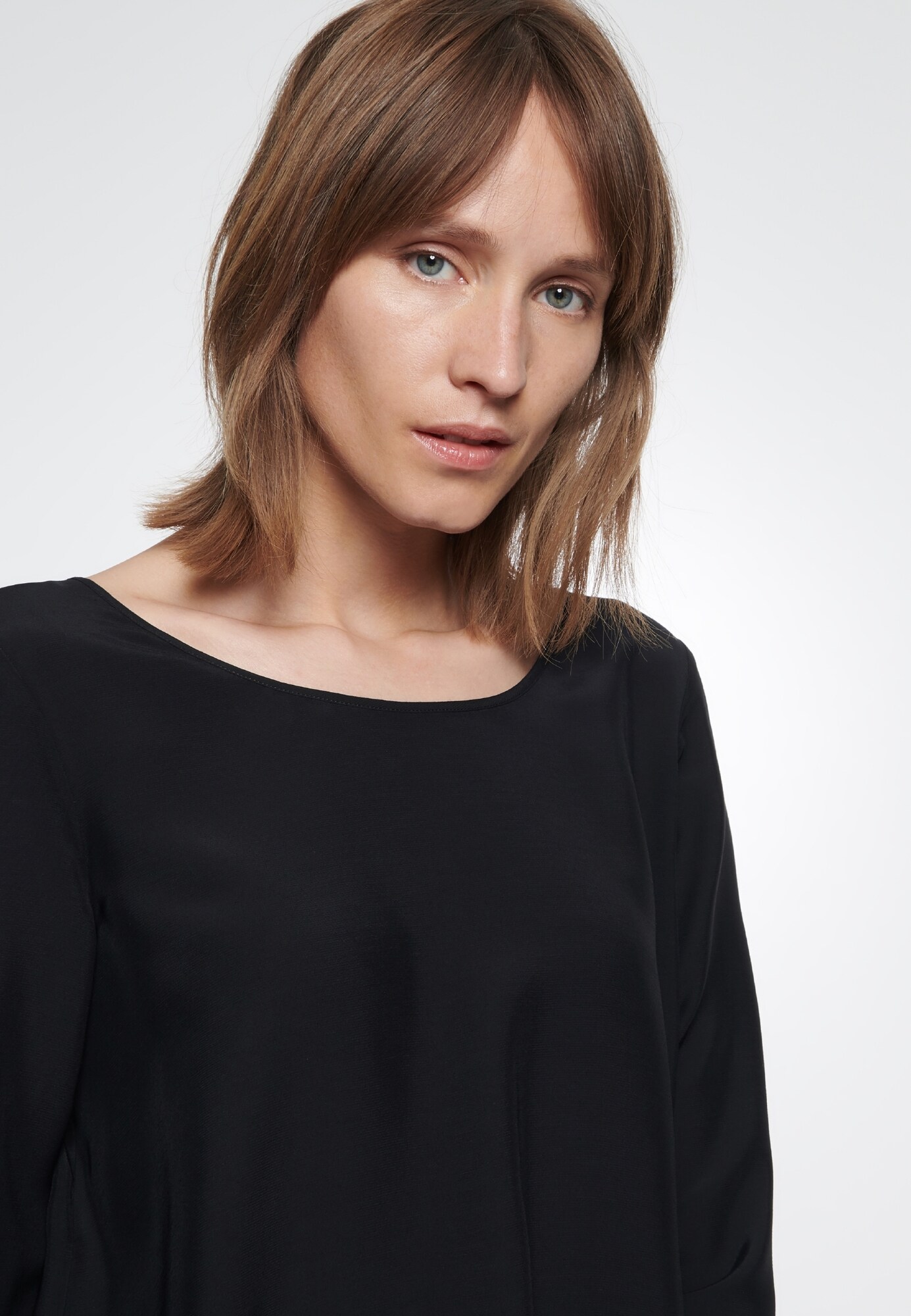 Thumbnail - SEIDENSTICKER Shirtbluse Schwarze Rose