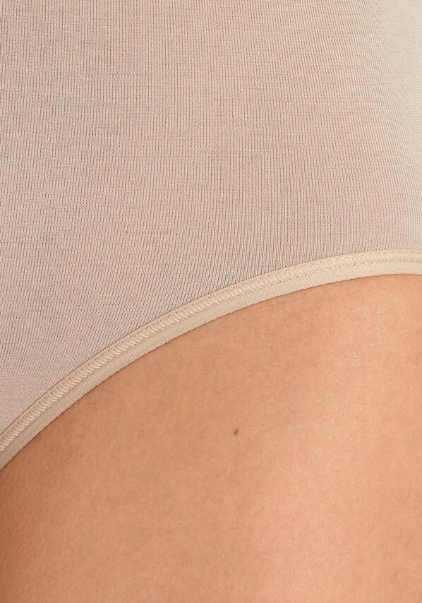 PETITE FLEUR, Alakformáló body, bézs & fekete, 5 kép a 5 közül