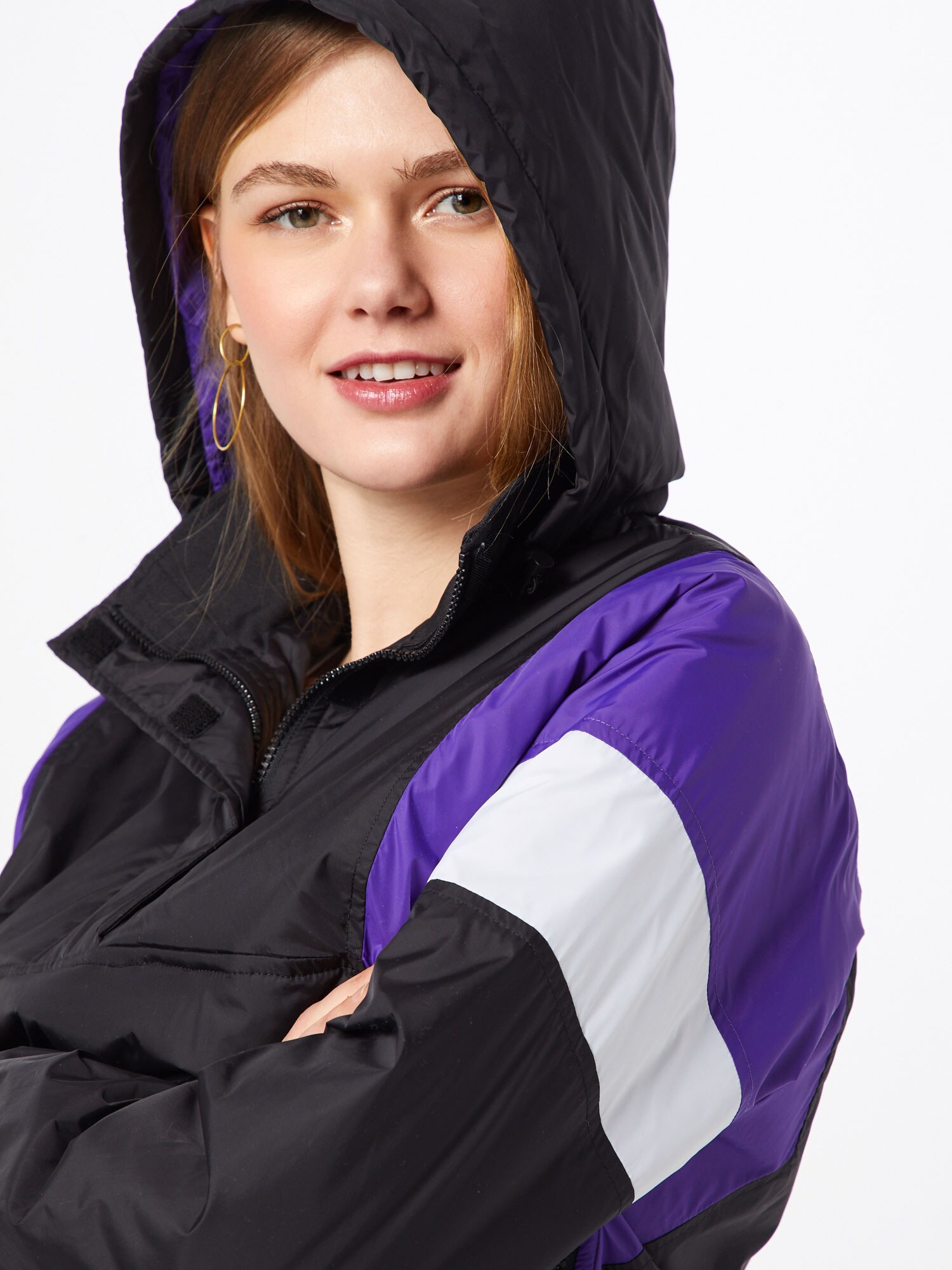 Urban Classics Prechodná bunda neónovo fialová / čierna / biela (obrázok 4)