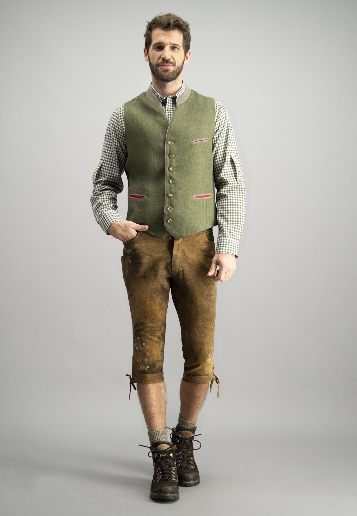 Stockerpoint Heren Klederdracht Gilet Camillo Olijfgroen Rood stockerpoint kopen in de aanbieding