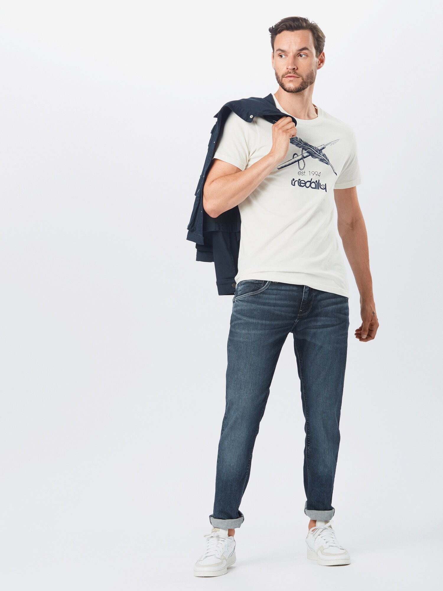 Thumbnail - T-Shirt