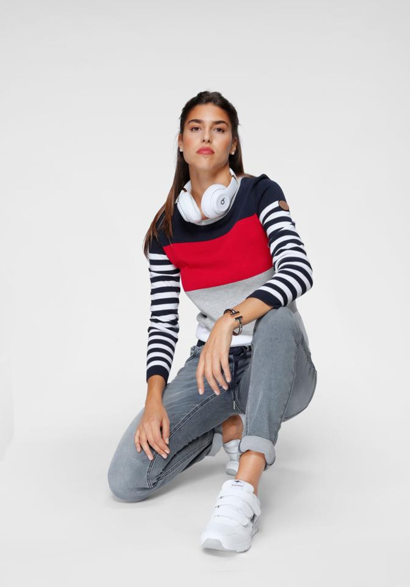 Thumbnail - Pullover