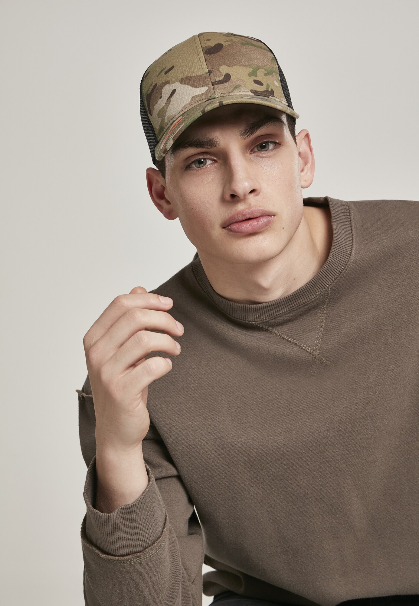 Thumbnail - Flexfit Cap Trucker