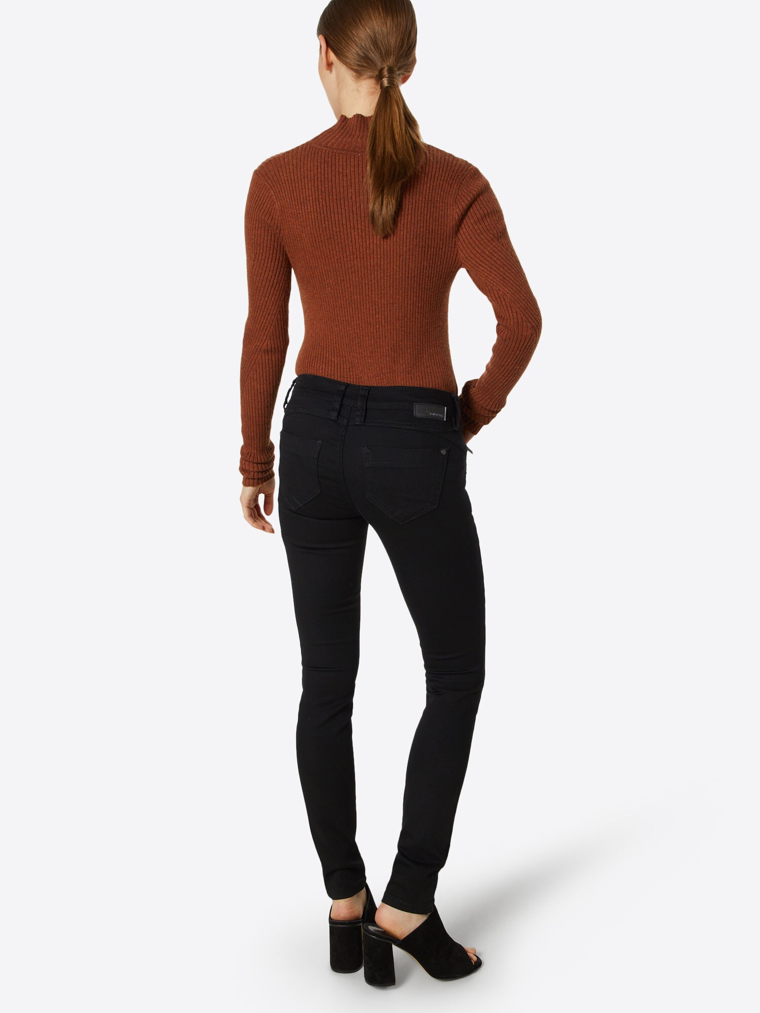 Thumbnail - Jeans '94Nikita'