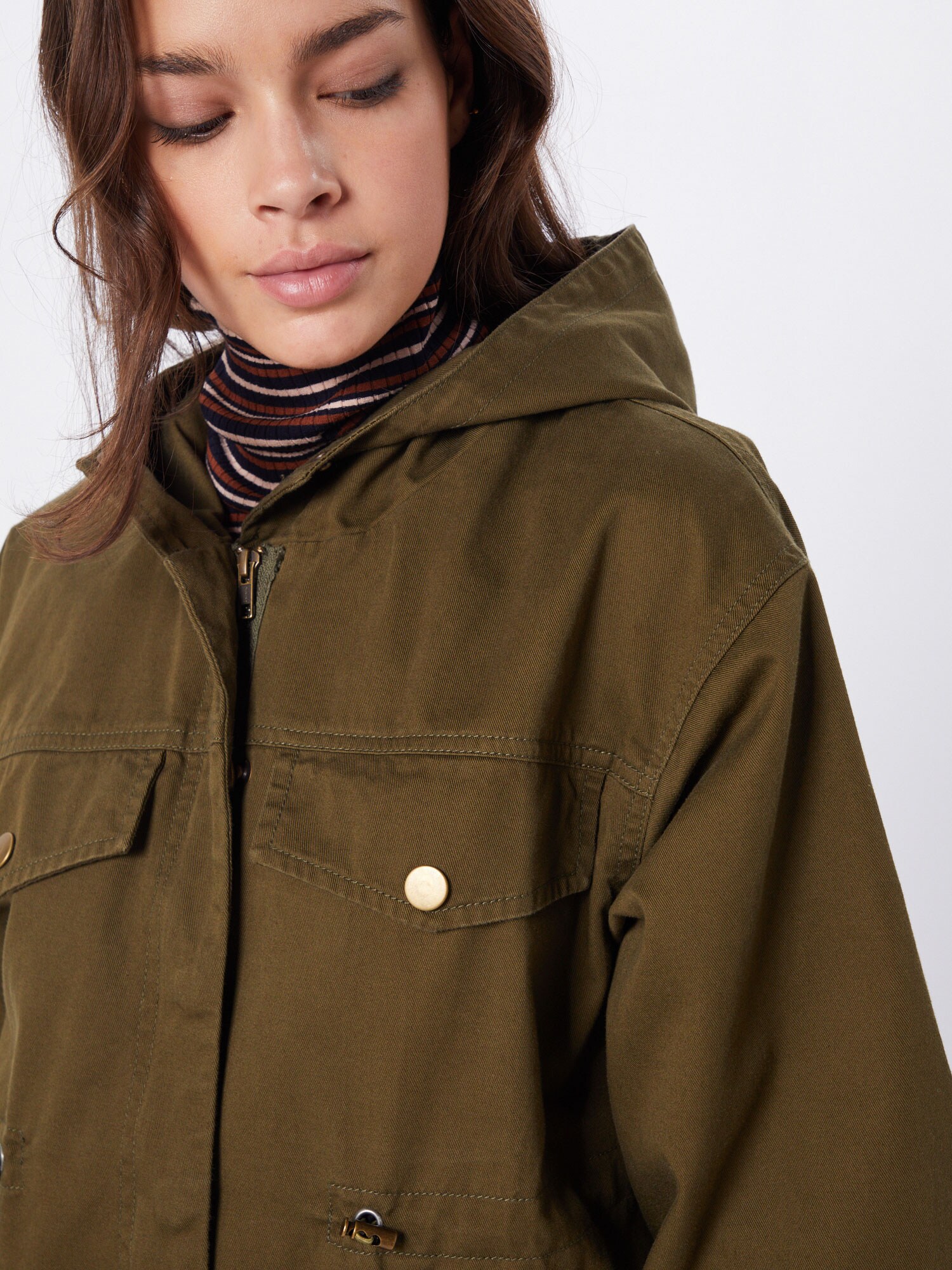 Urban Classics Prechodná parka  olivová (obrázok 4)