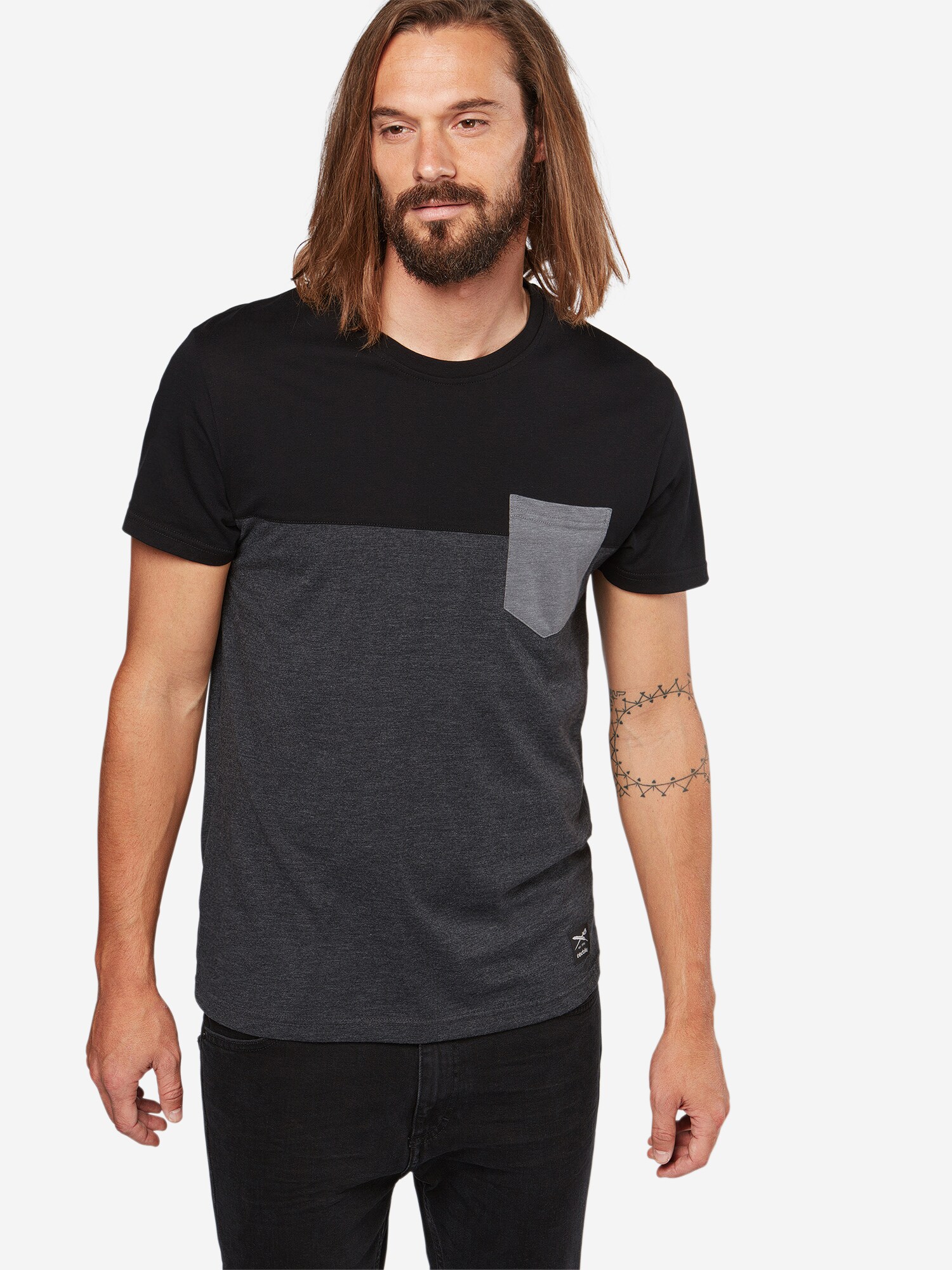 Thumbnail - T-Shirt