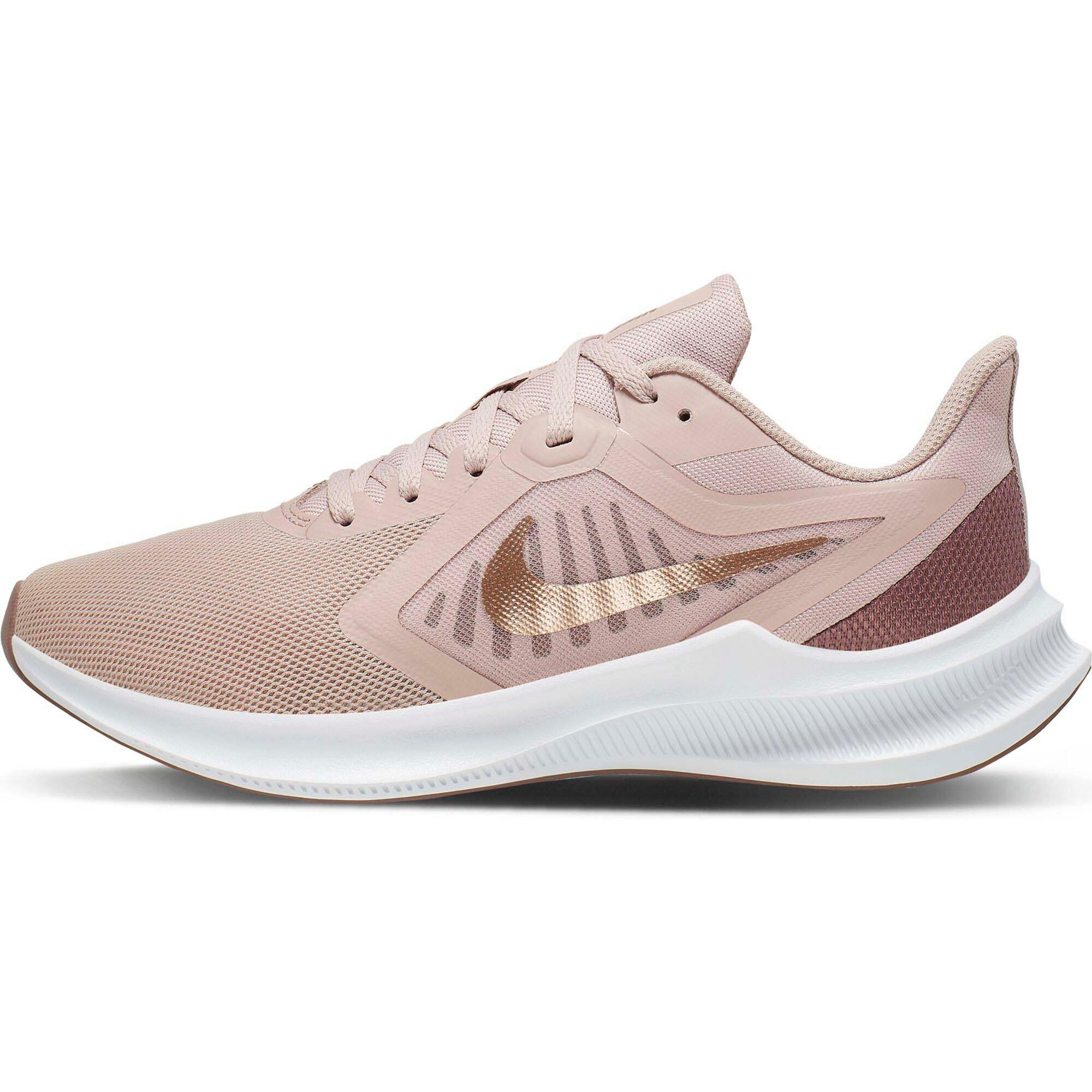 NIKE Bėgimo batai 'Downshifter 10'  rožių spalva / bronzinė