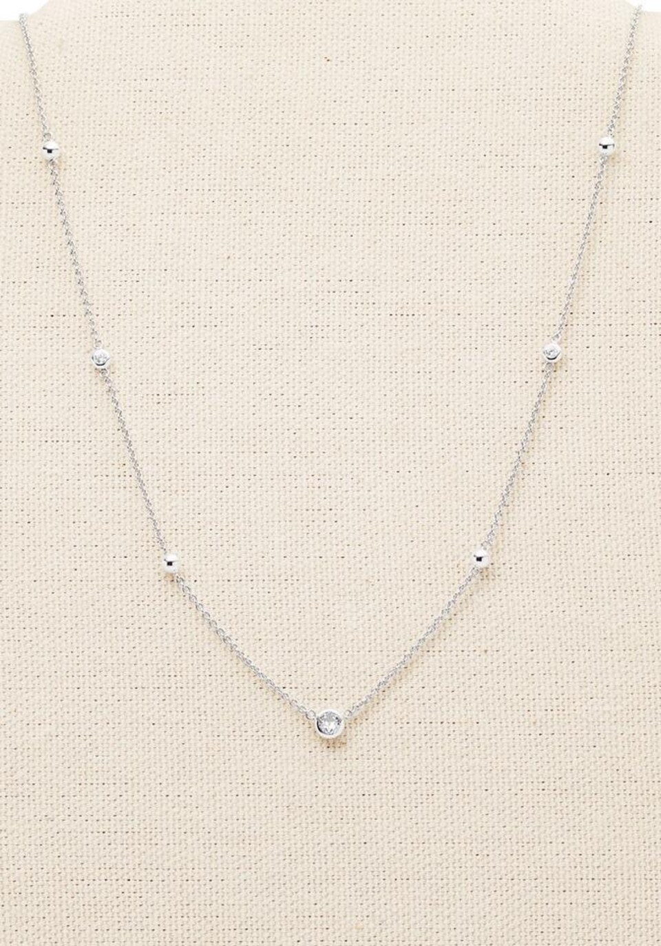 Halsband