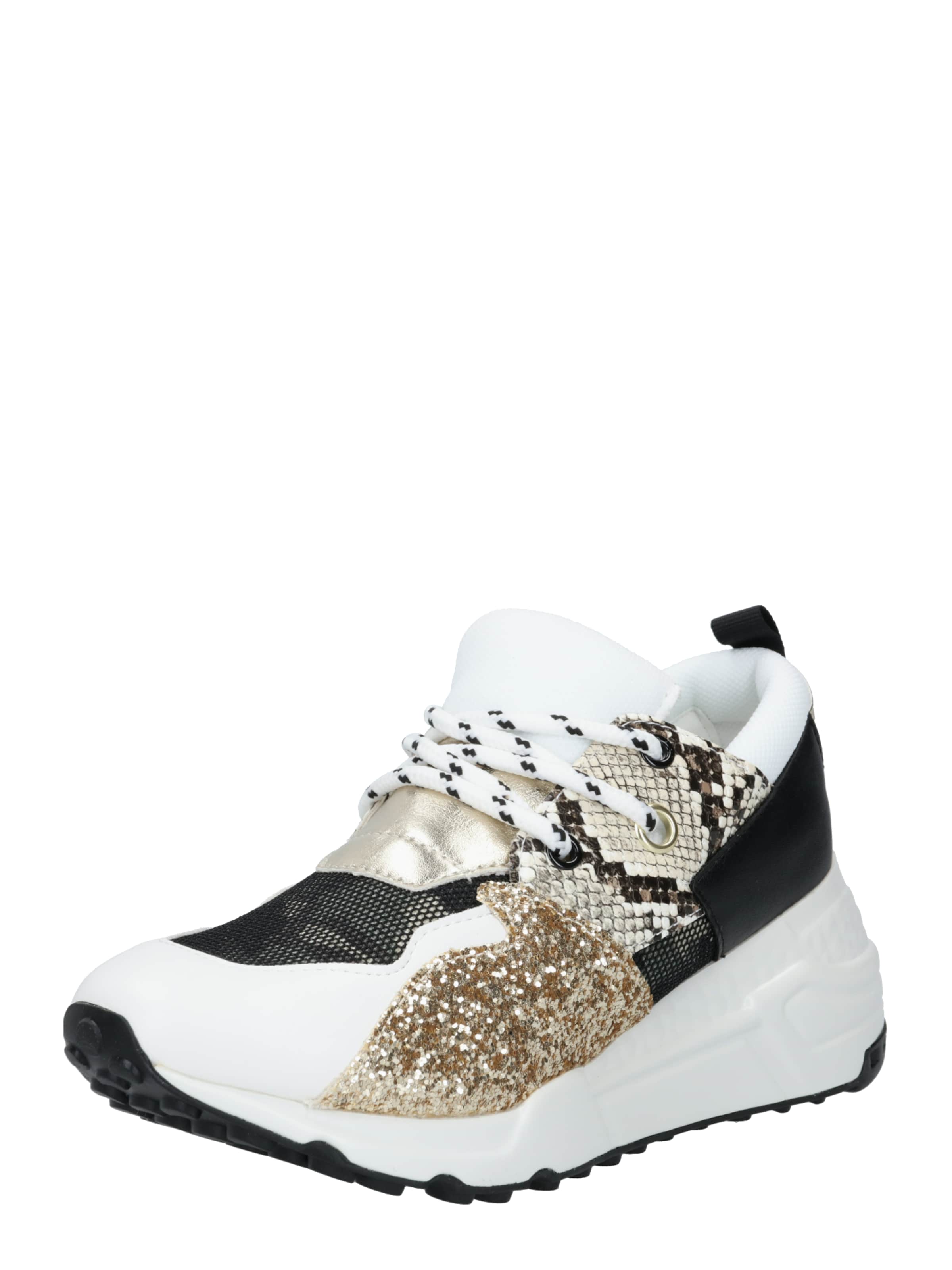 Steve Madden sneakers with box