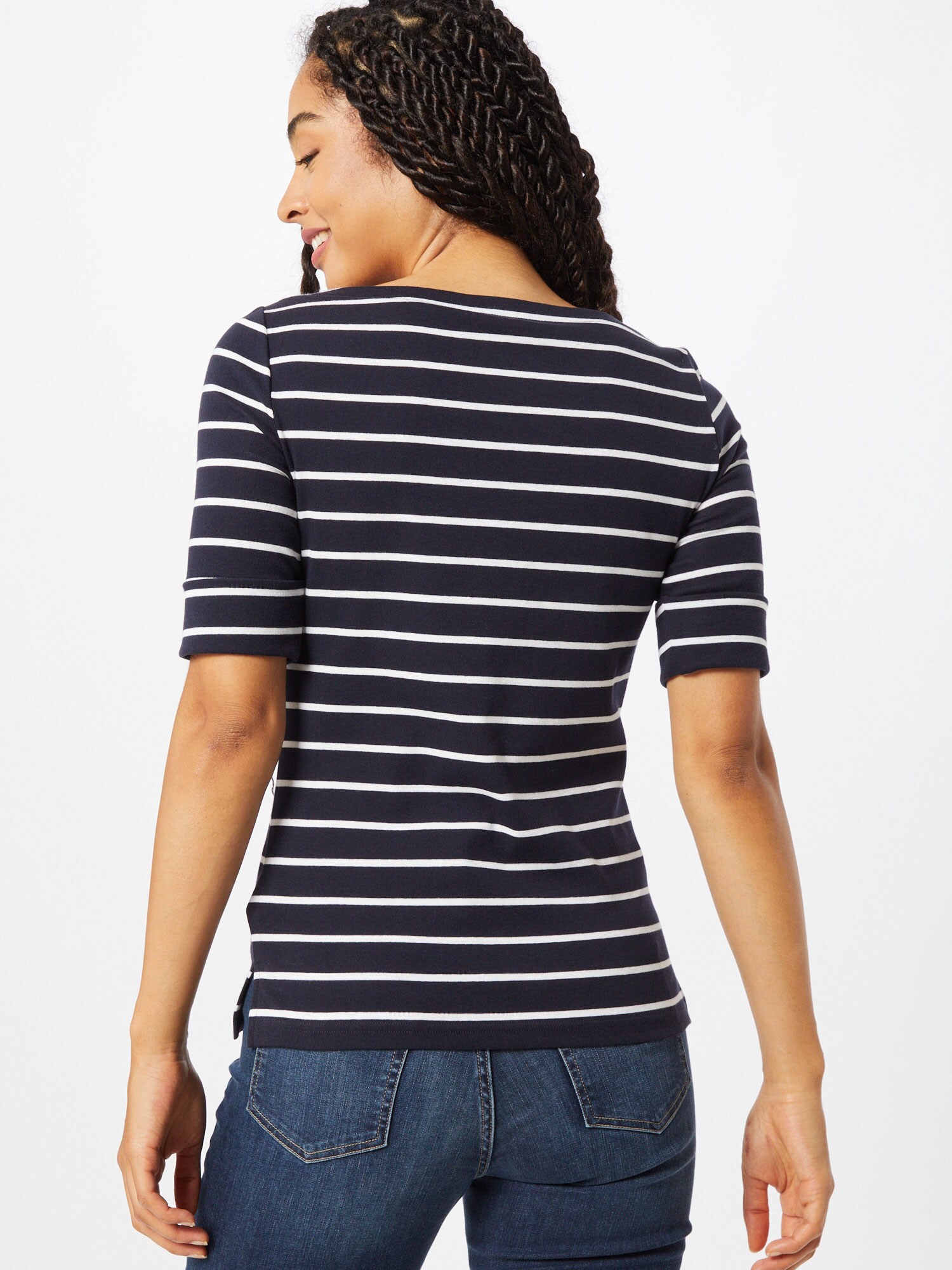 Thumbnail - Shirt