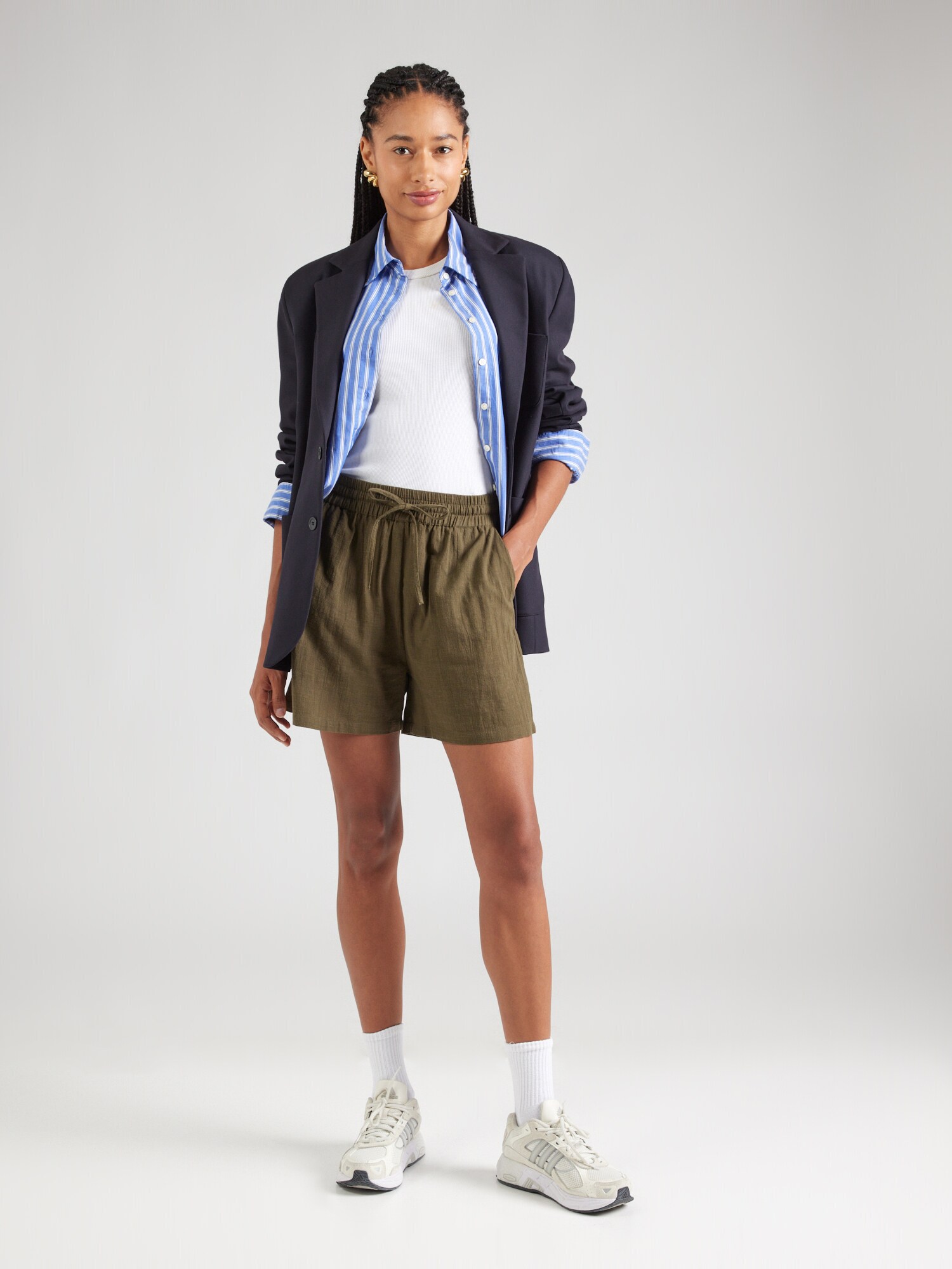 Thumbnail - Shorts 'ONLTIZANA'