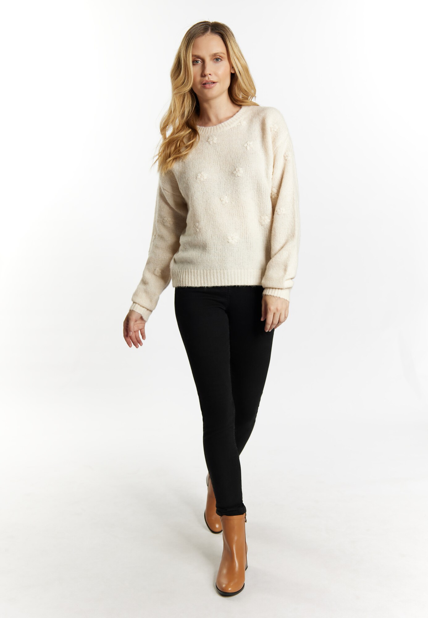 Thumbnail - Usha Pullover