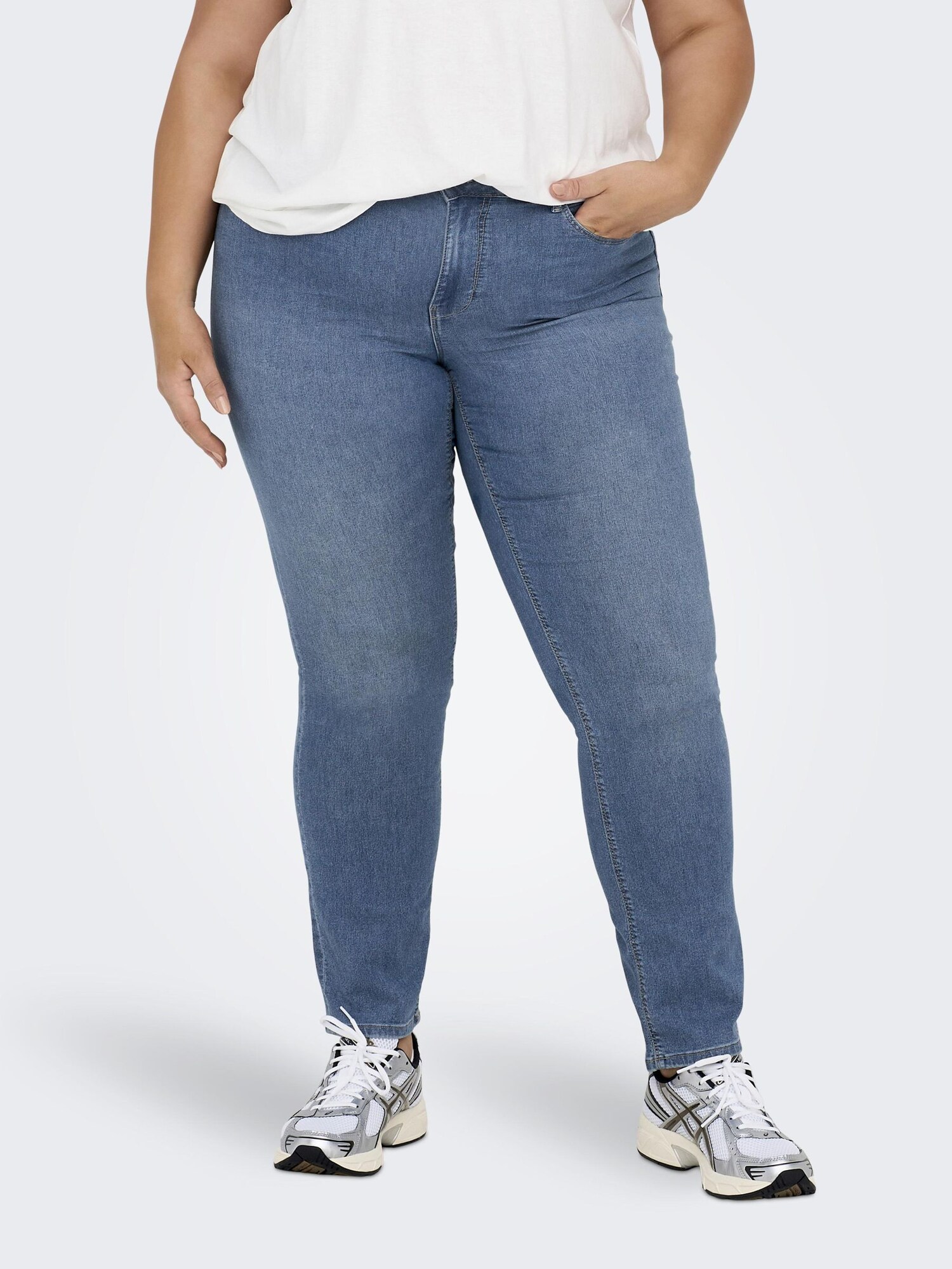 ONLY Carmakoma Džínsy 'CARHIRIS' modrá denim (obrázok 3)