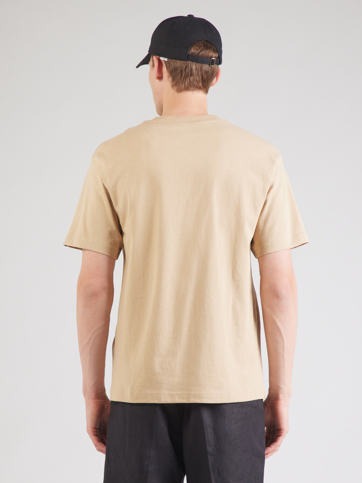 Thumbnail - T-Shirt