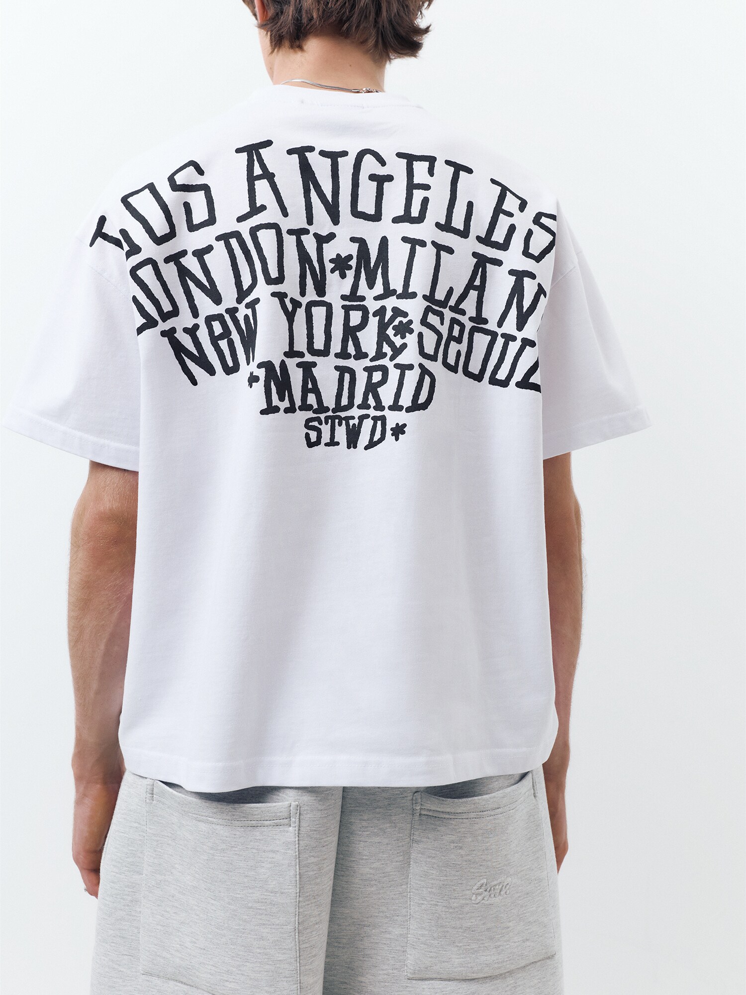 Pull&Bear Tričko 'STWD'  čierna / biela (obrázok 4)