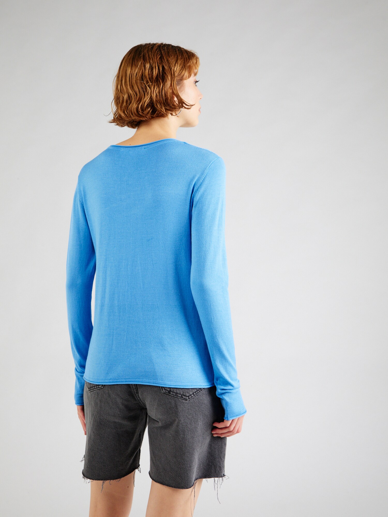 Thumbnail - Pullover