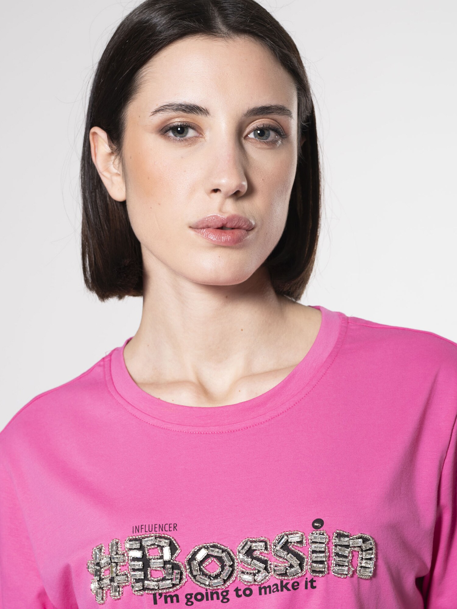 Thumbnail - Influencer T-Shirt Bossing