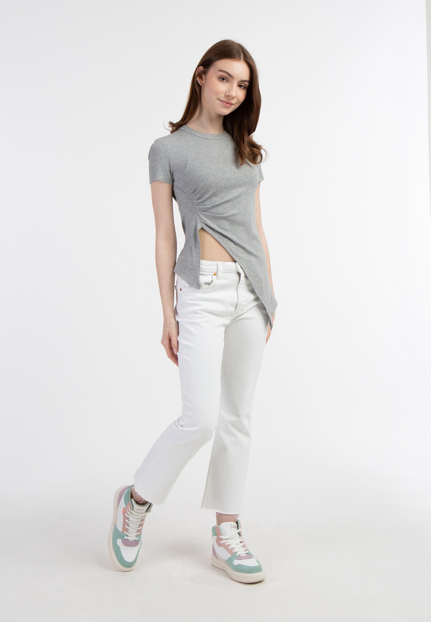 Thumbnail - MYMO Shirt