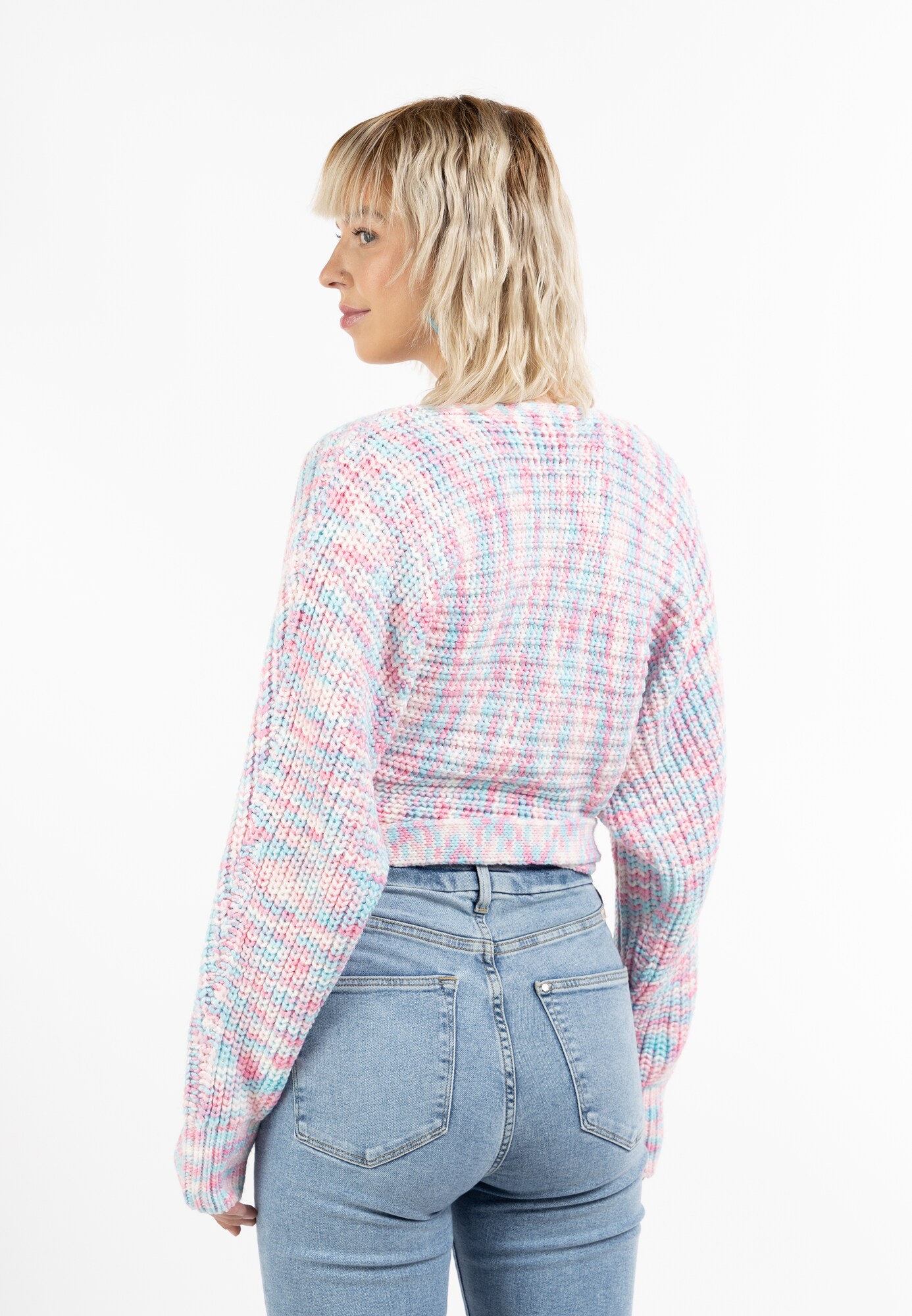 Thumbnail - MYMO Pullover