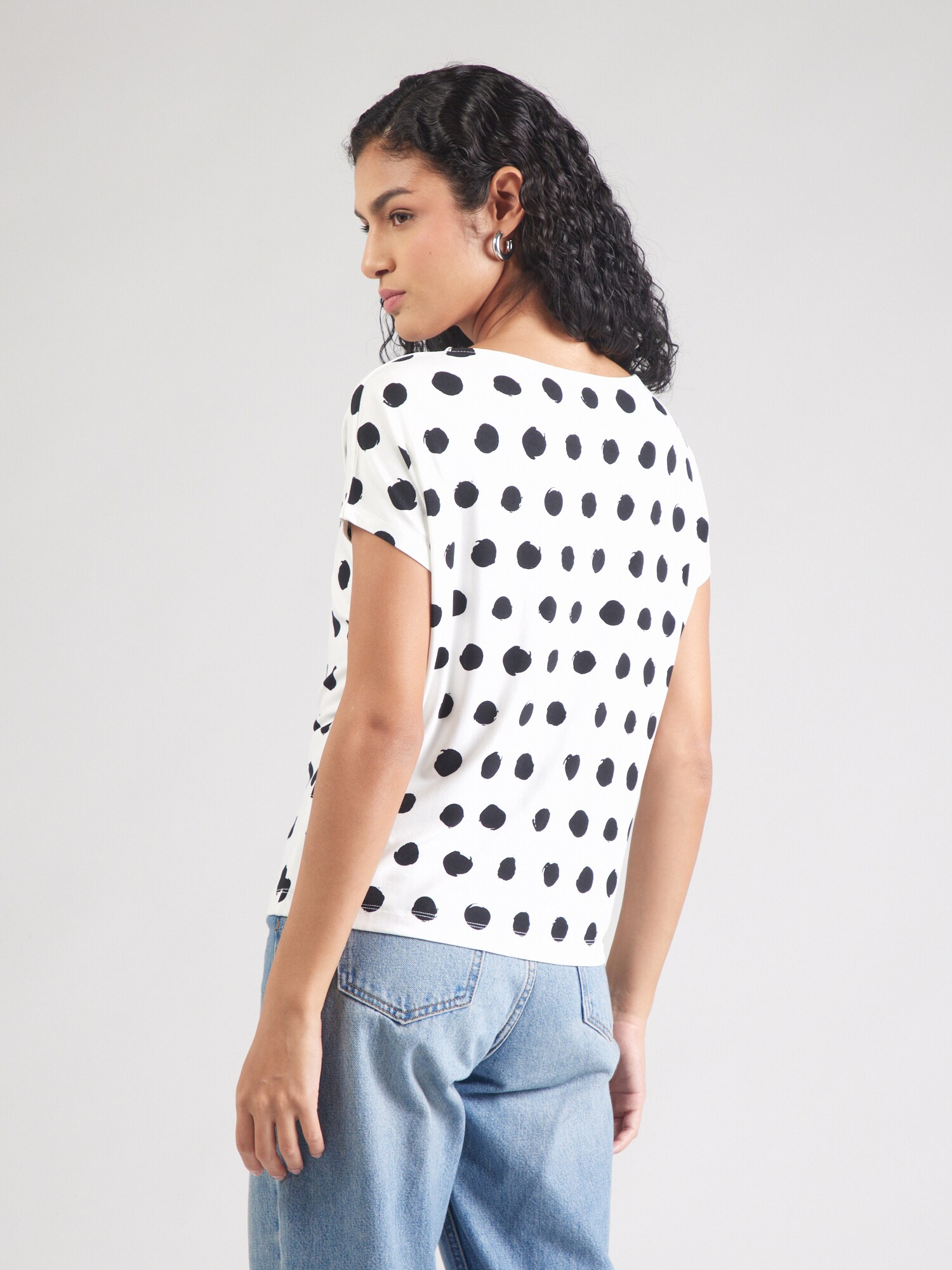 Thumbnail - T-Shirt