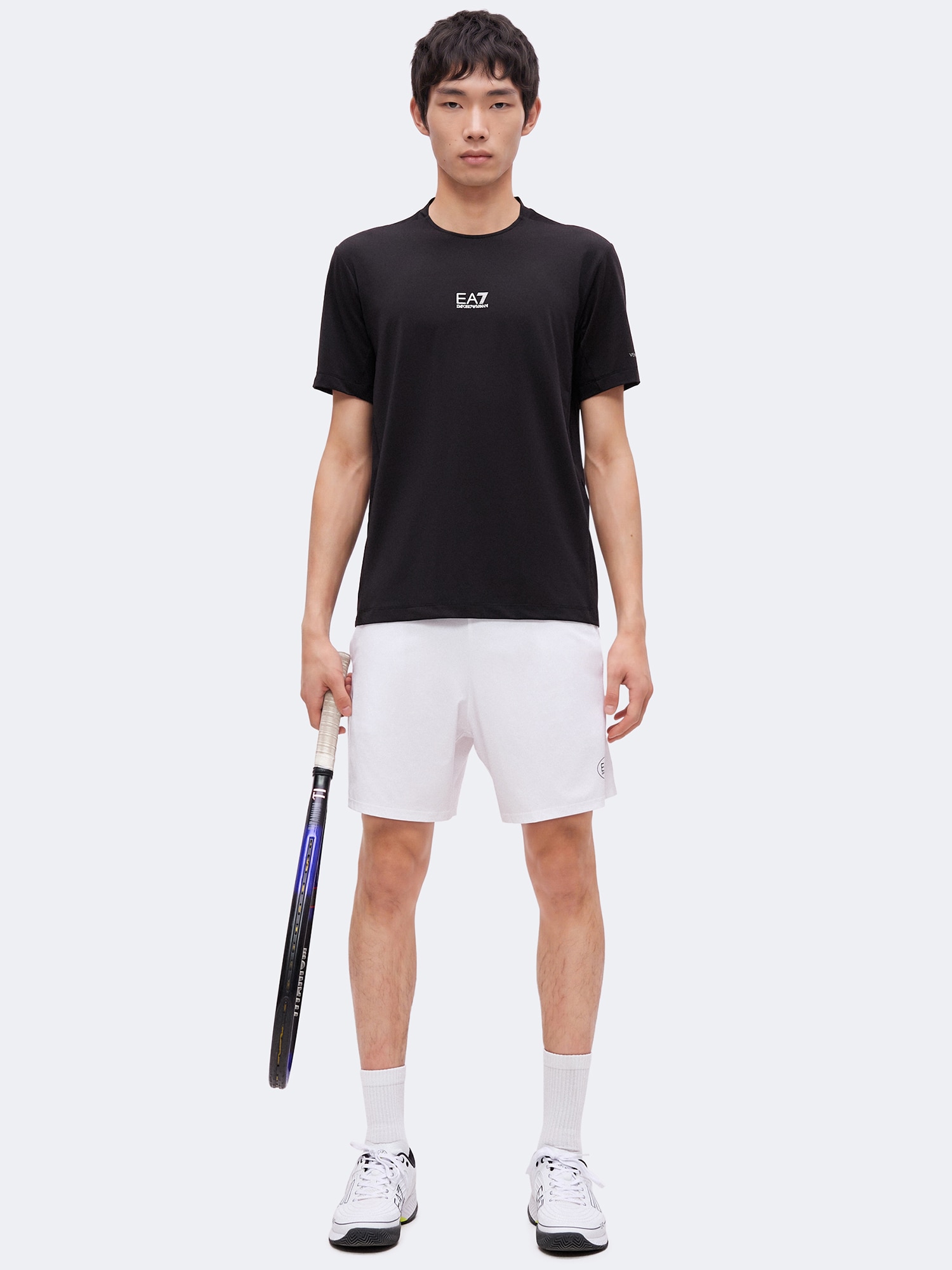 EA7 Emporio Armani Camiseta funcional 'VENTUS7'  negro / blanco – imagen 4