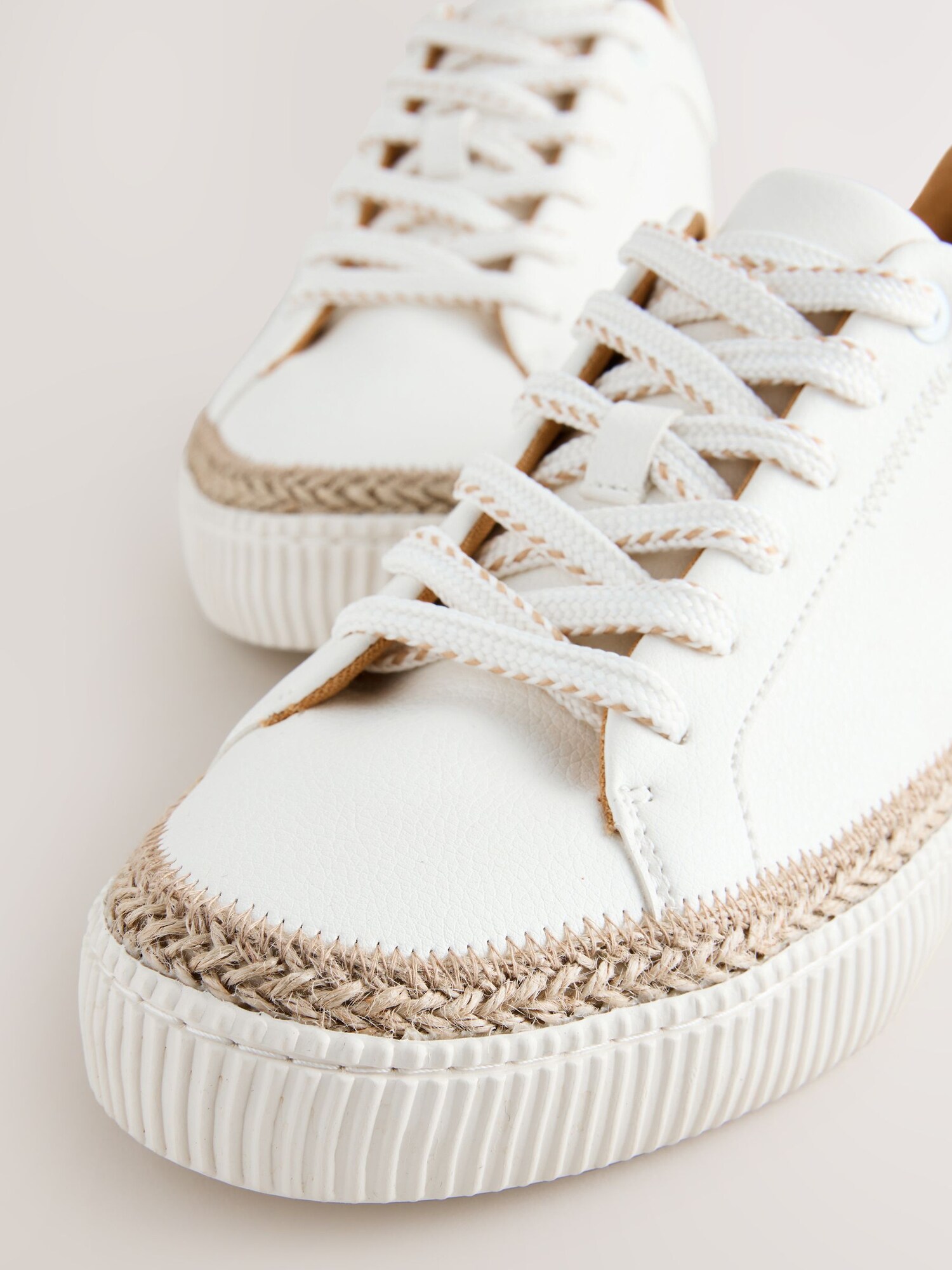 Thumbnail - Next Sneaker Forever Comfort