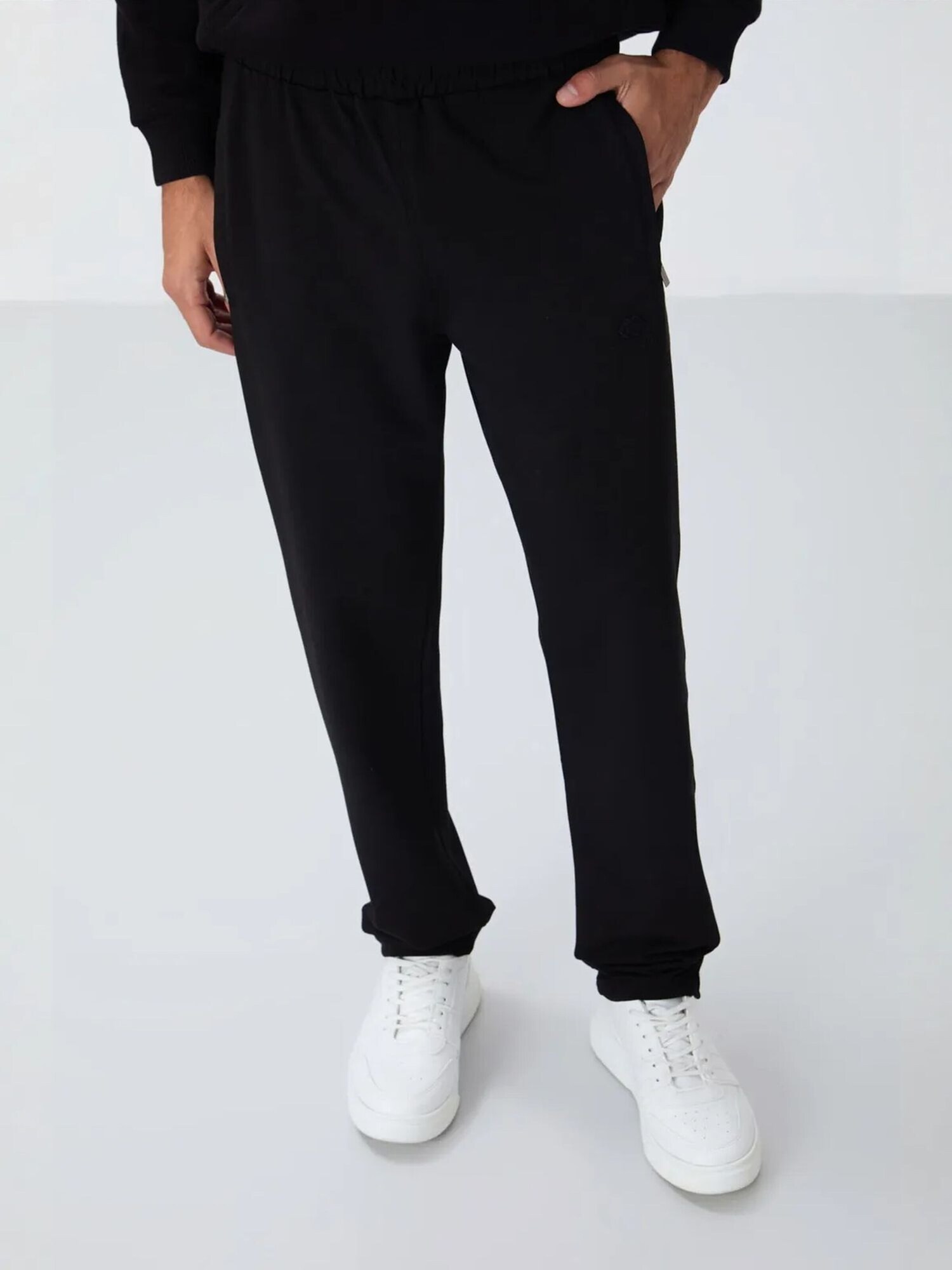 Tommy Life Sportske hlače 'Jogginghose' crna