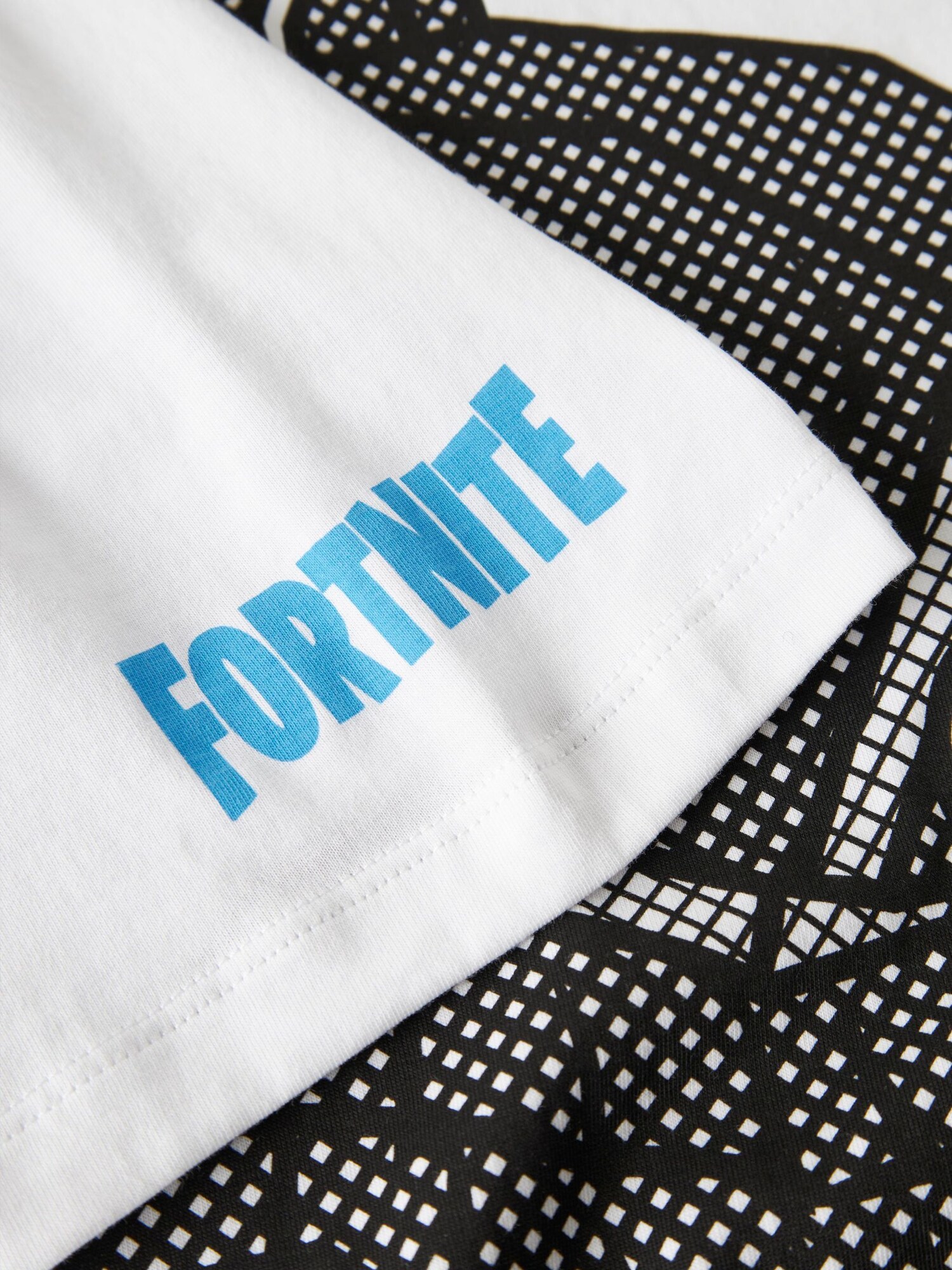Thumbnail - TWO SOON T-Shirt Fortnite