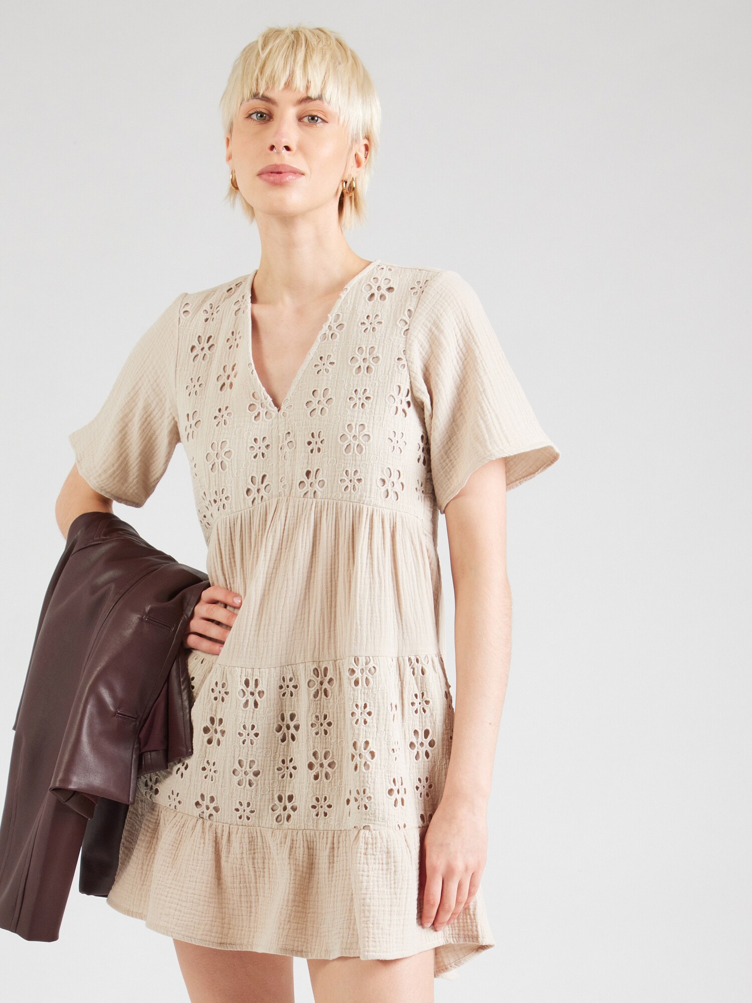 VERO MODA Ruha 'VMNATALI'  taupe termék 2. képe