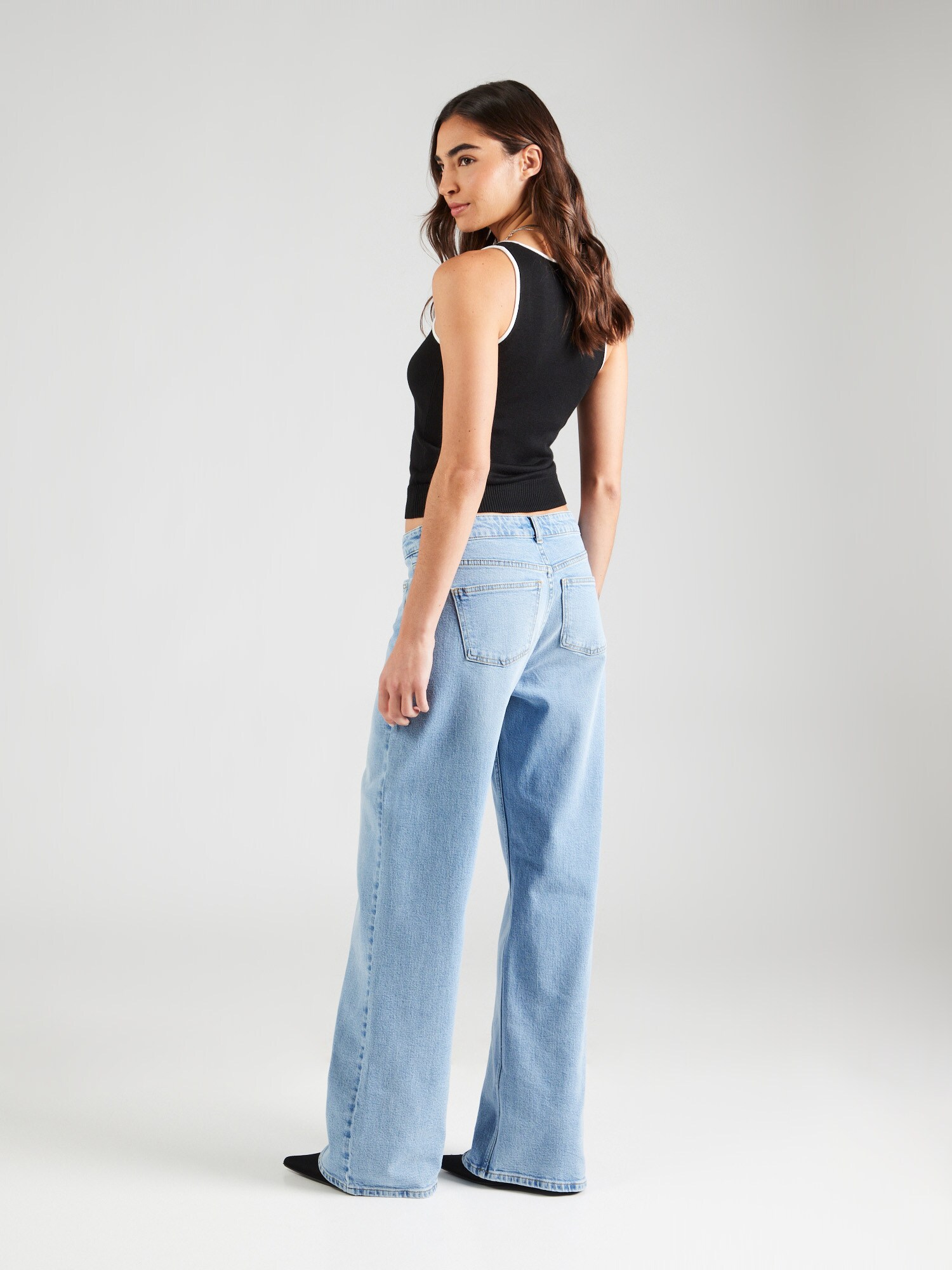 Thumbnail - Jeans