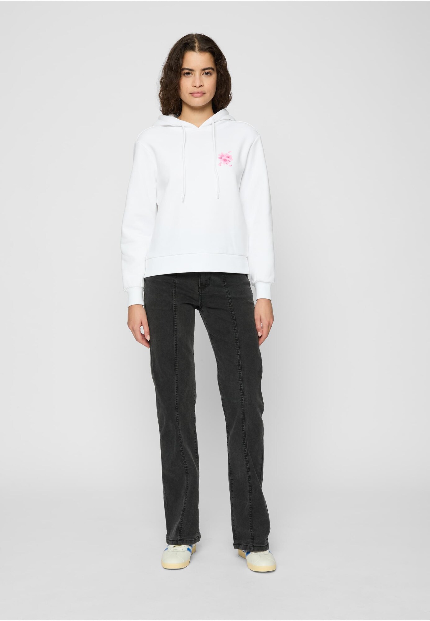 Thumbnail - Miss Tee Sweatshirt Self Love Club