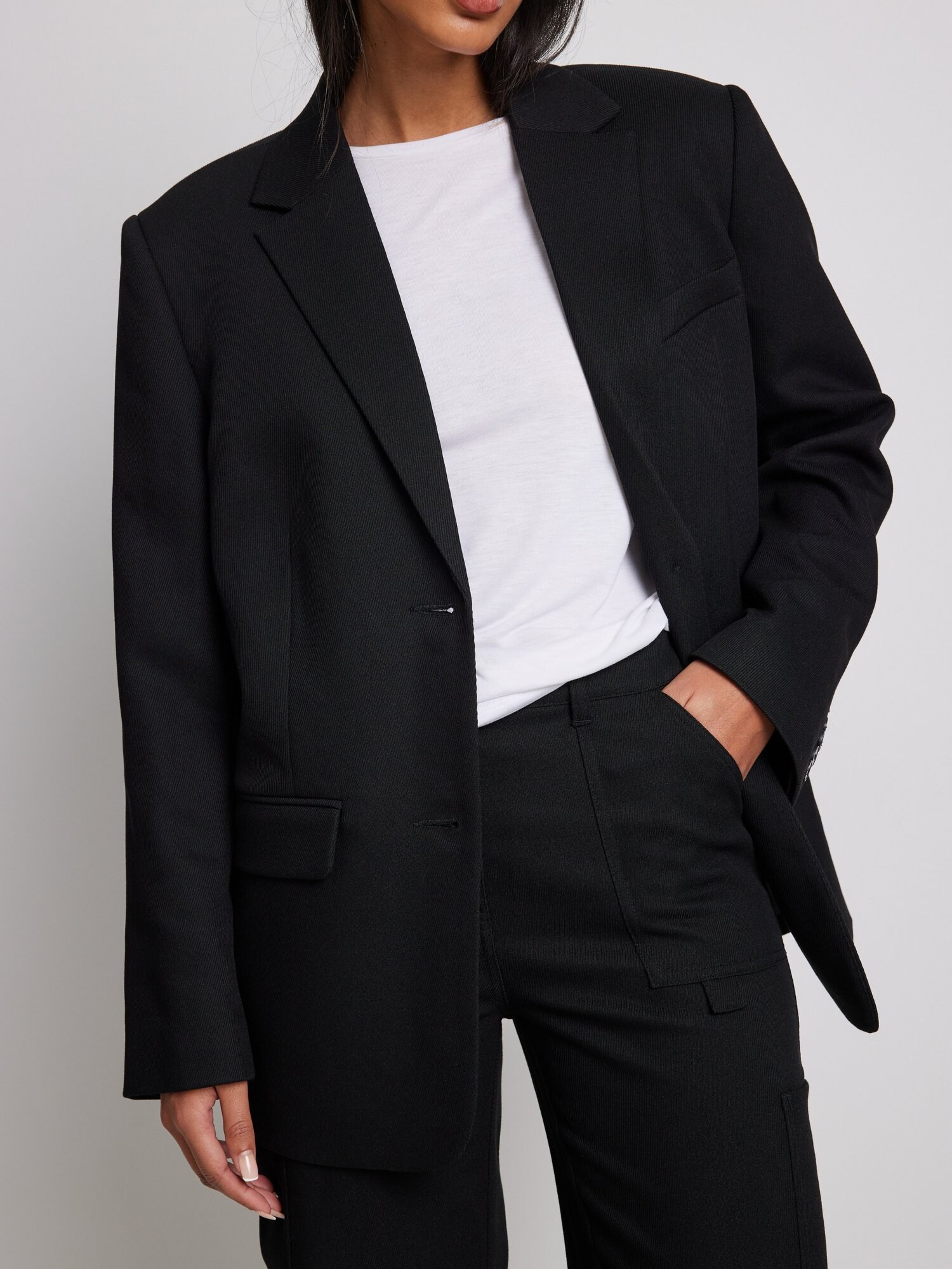 Thumbnail - Blazer