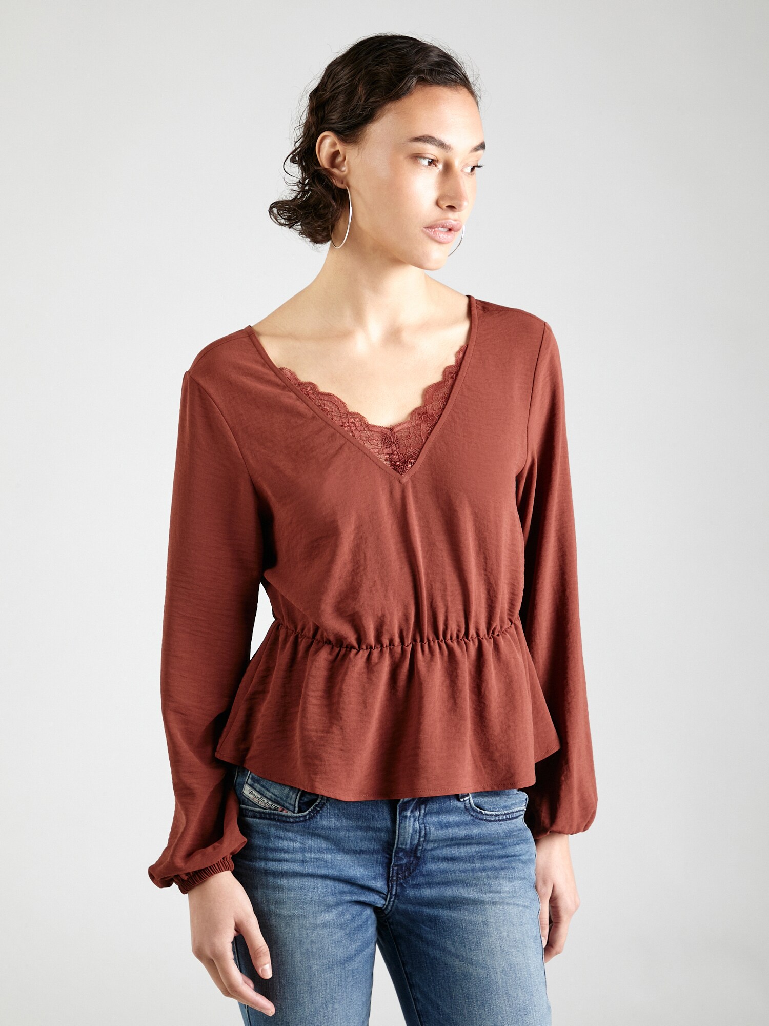 ABOUT YOU Blúz 'Ivana Blouse'  barna termék 2. képe