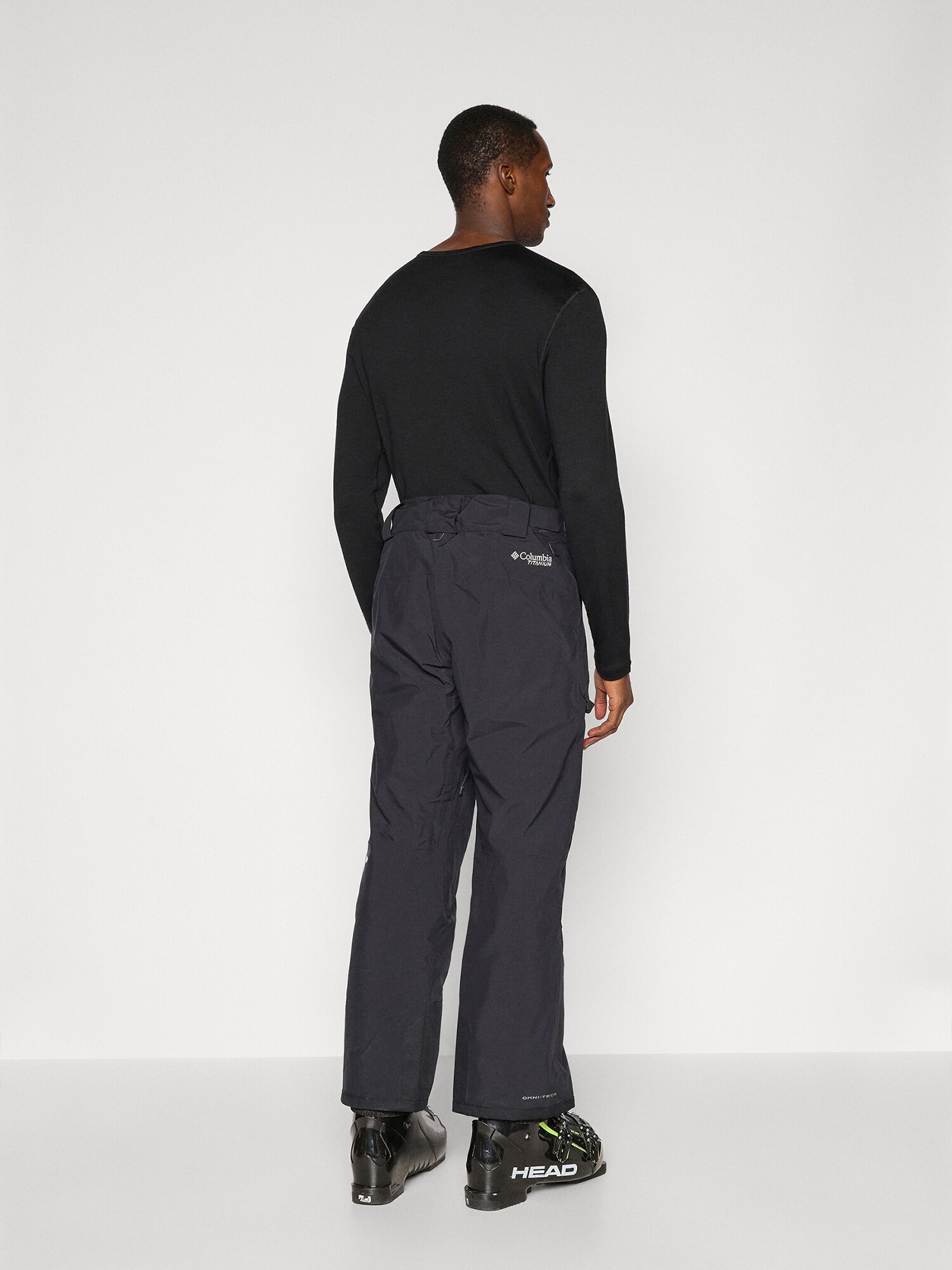 COLUMBIA Pantalón deportivo 'Winter District™' negro / blanco – imagen 3