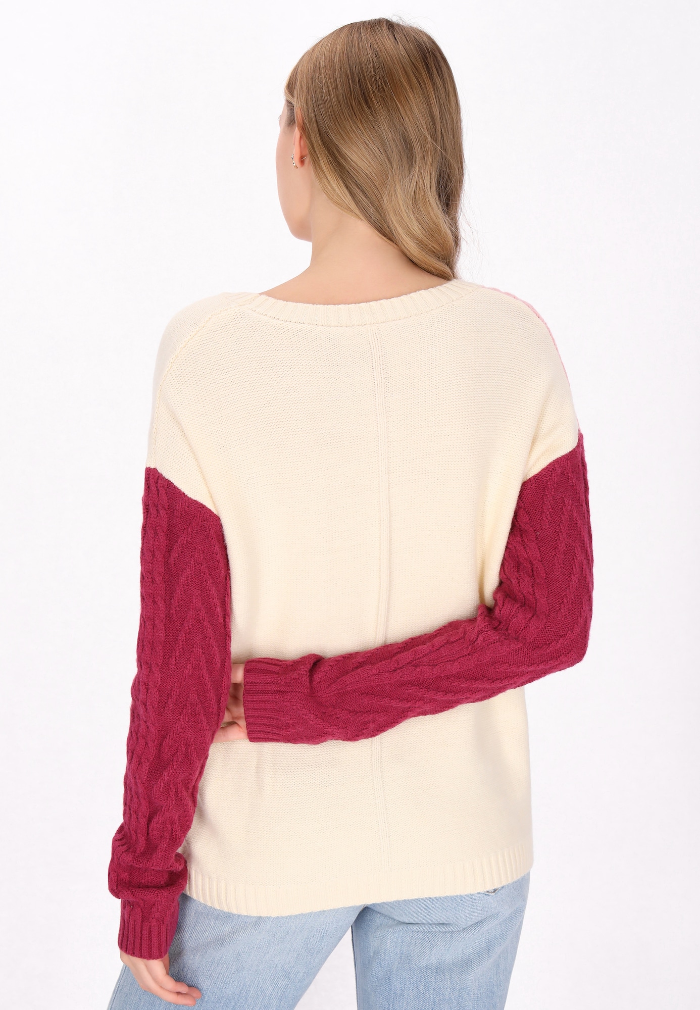 Thumbnail - MYMO Pullover