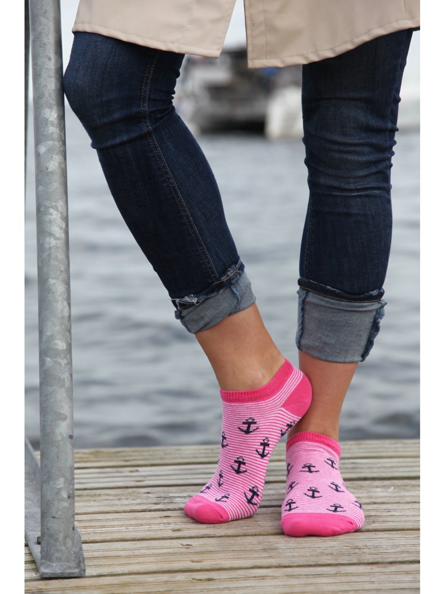 Sokisahtel Čarape 'MERMAID socks' roza