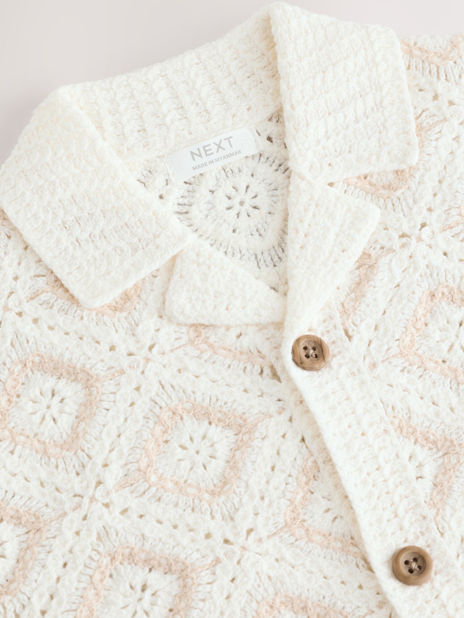 Thumbnail - Next Shirt