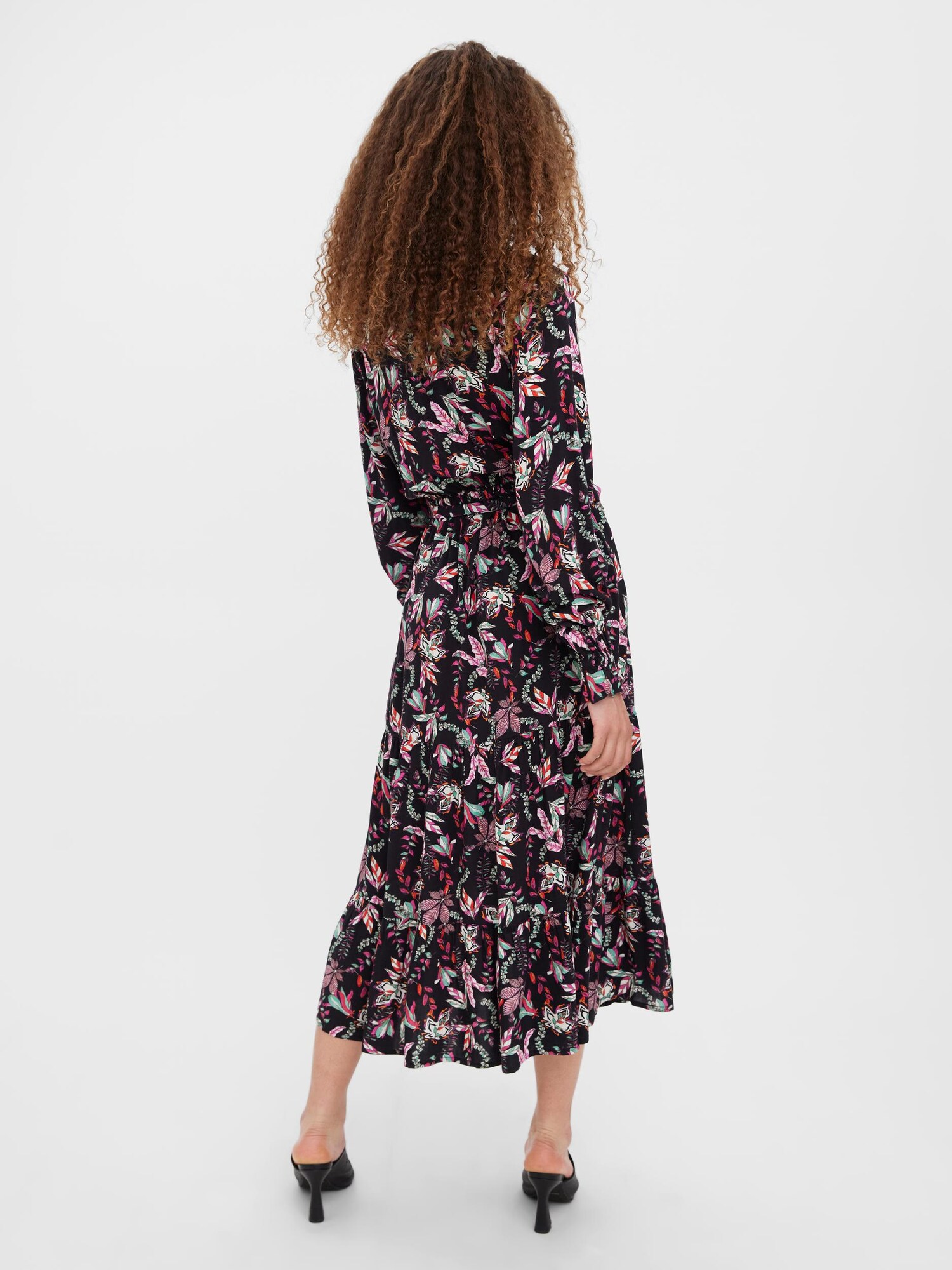 VERO MODA Ruha 'Lana'  jáde / rózsaszín / fekete / fehér termék 2. képe