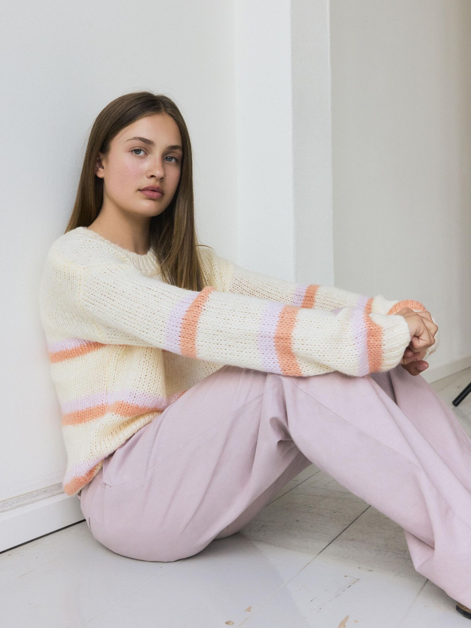 Thumbnail - Pullover