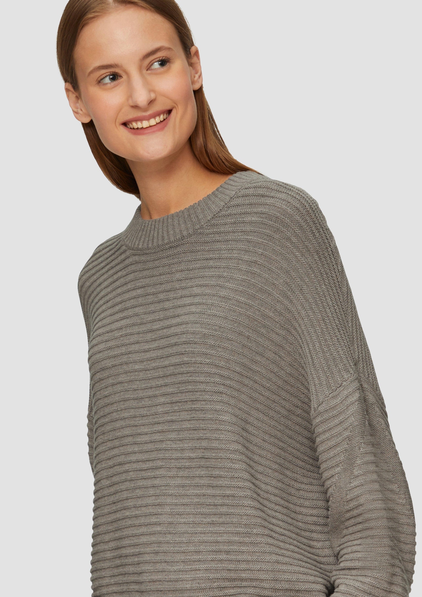 Thumbnail - Pullover