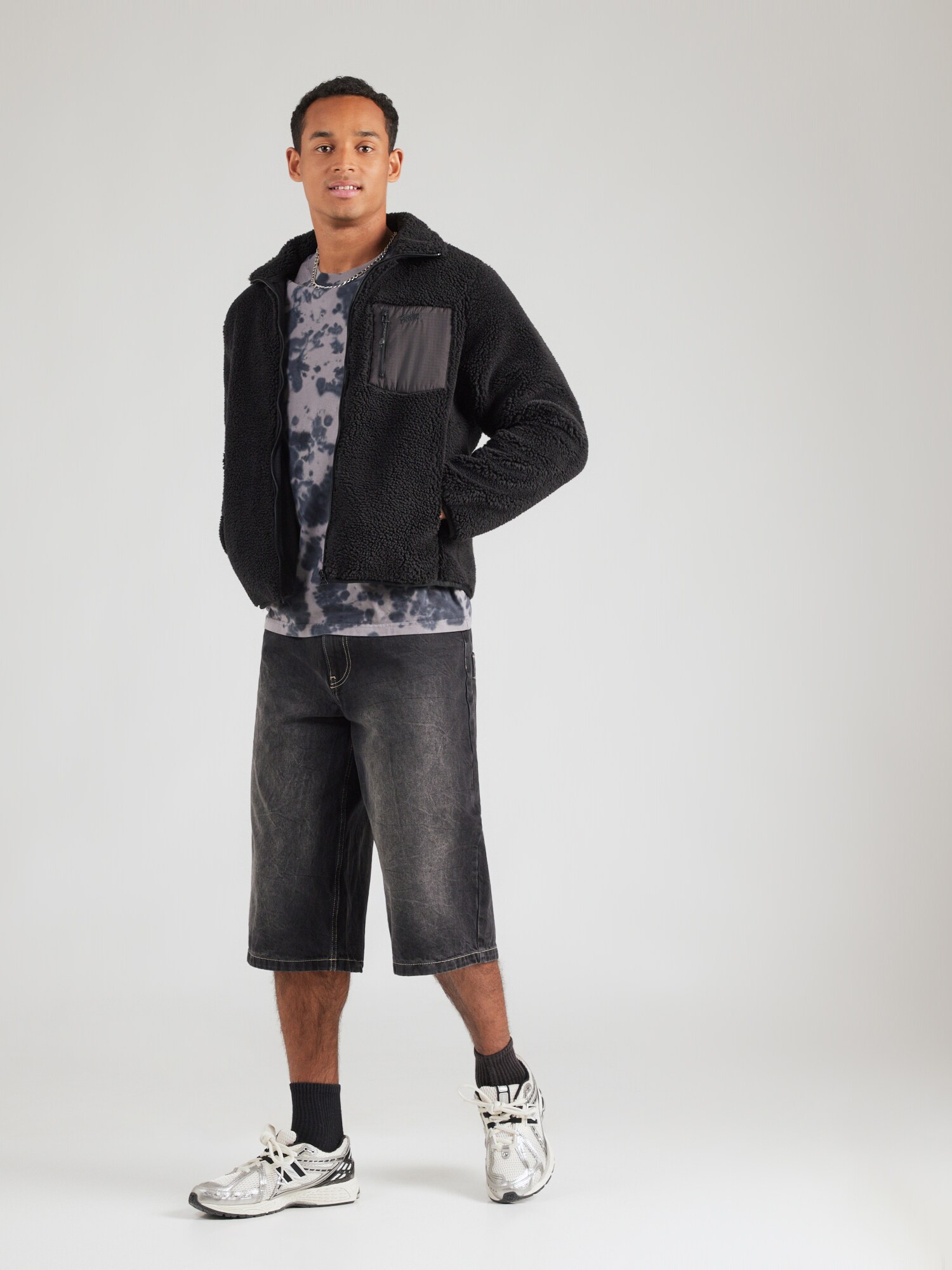 Champion Camiseta  azul noche / color barro / negro – imagen 4