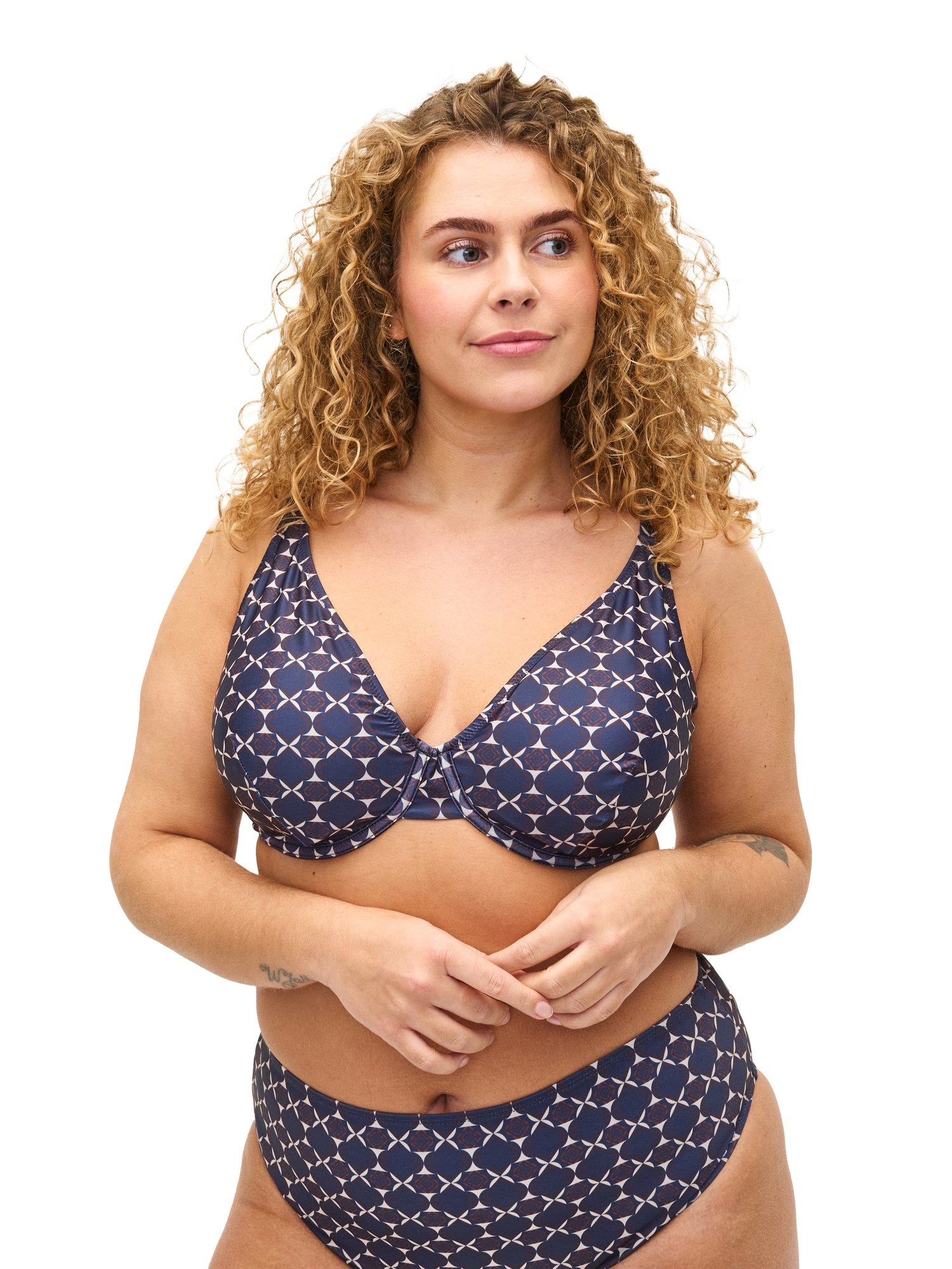 Swim by Zizzi Bikini felső 'Diya' encián / csokoládé / világosbarna / fehér akciós termékkép 1