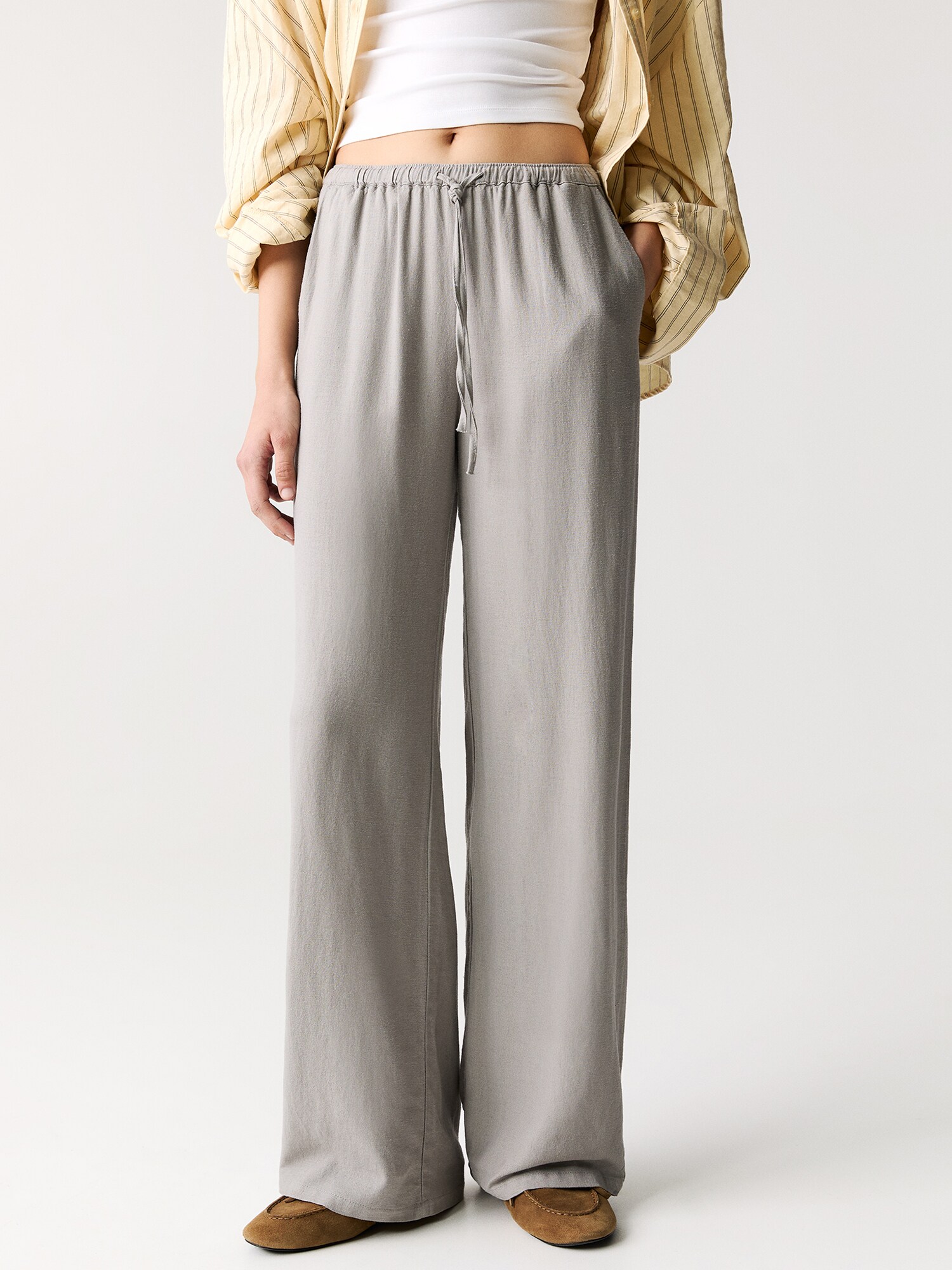 Pull&Bear Nadrág  taupe termék 2. képe