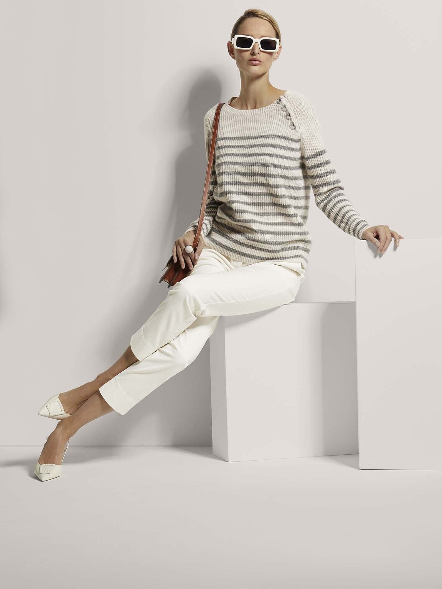 Thumbnail - MADELEINE Pullover