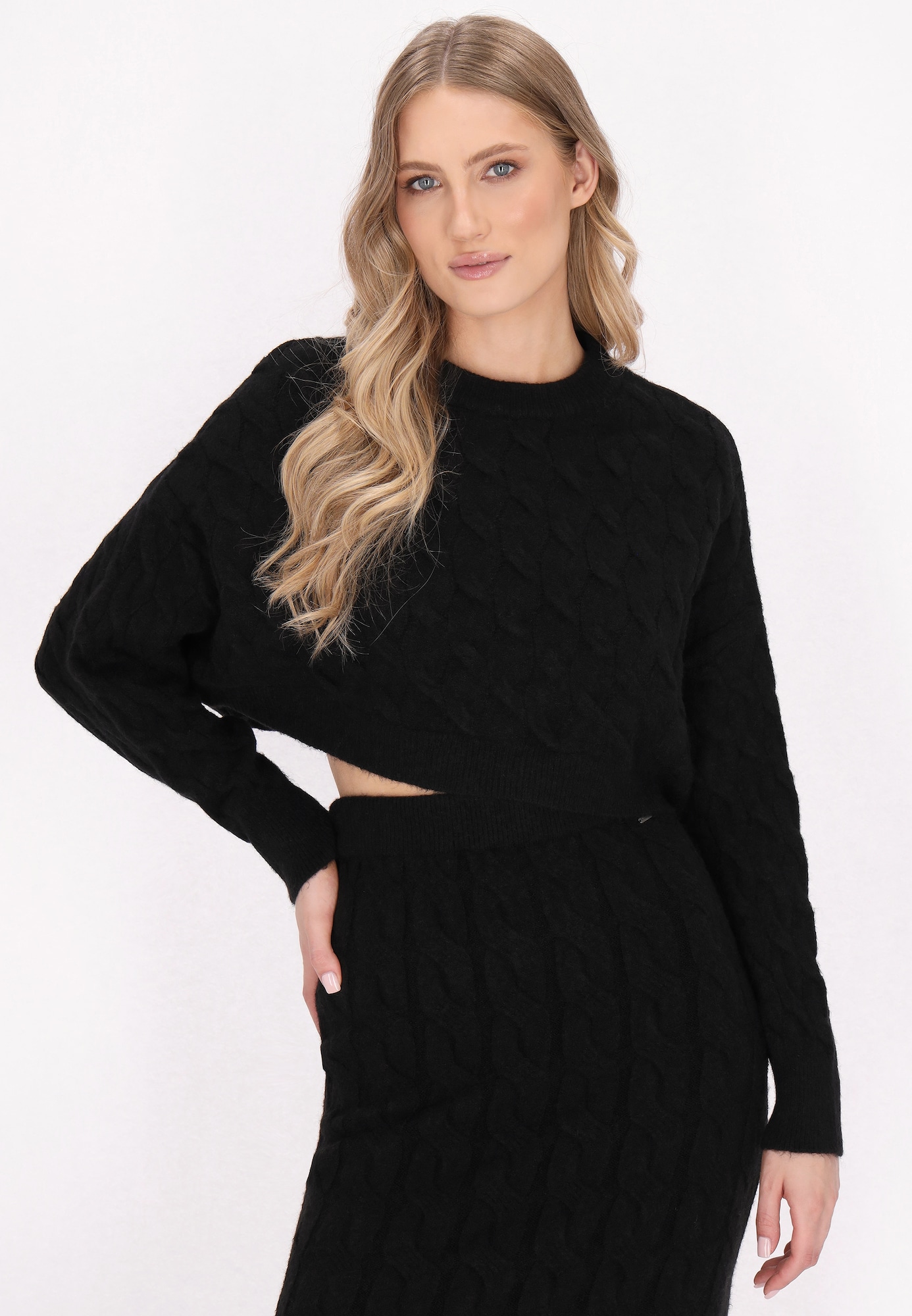 Thumbnail - Pullover