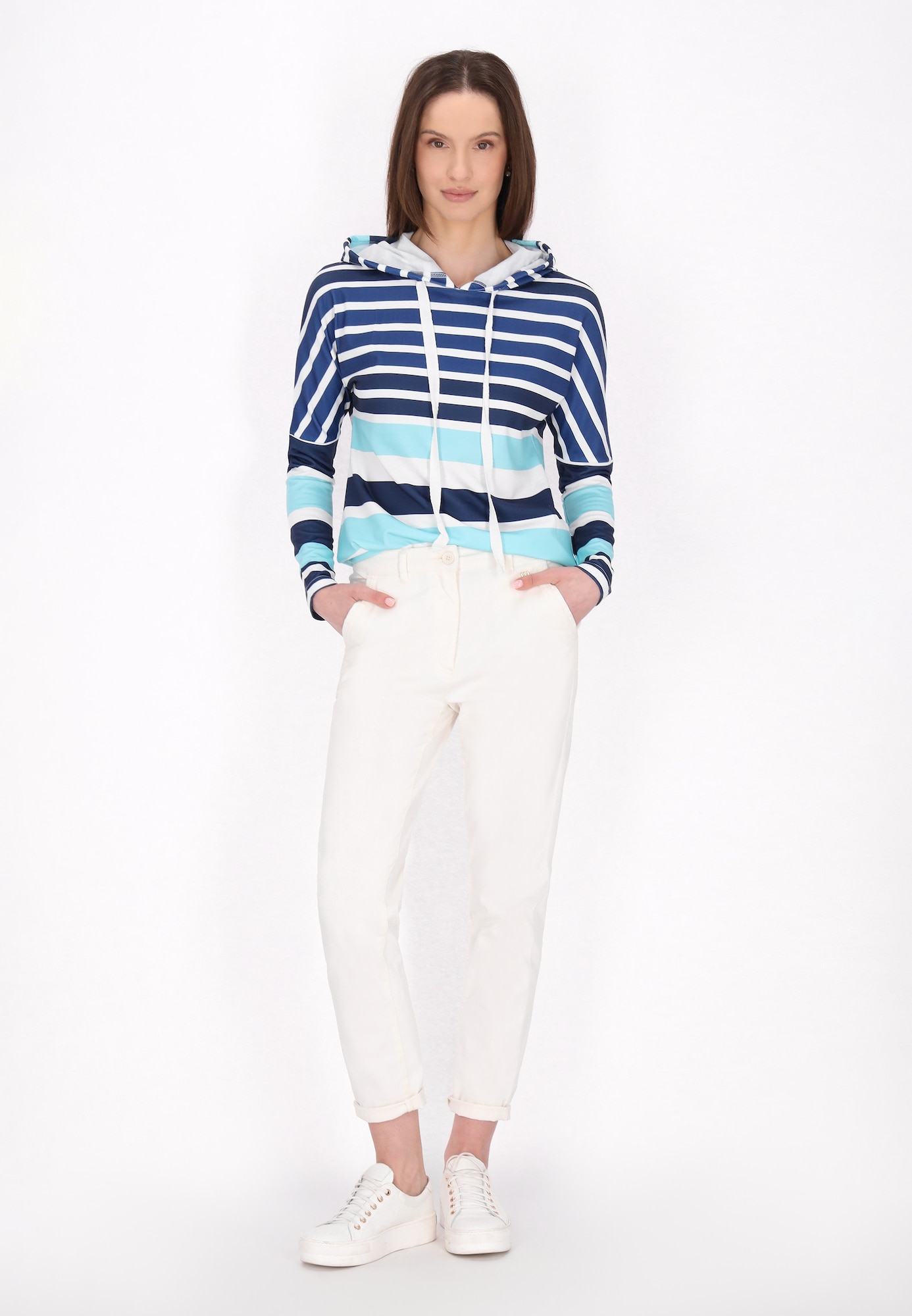 Thumbnail - usha BLUE LABEL Sweatshirt Fashion Look